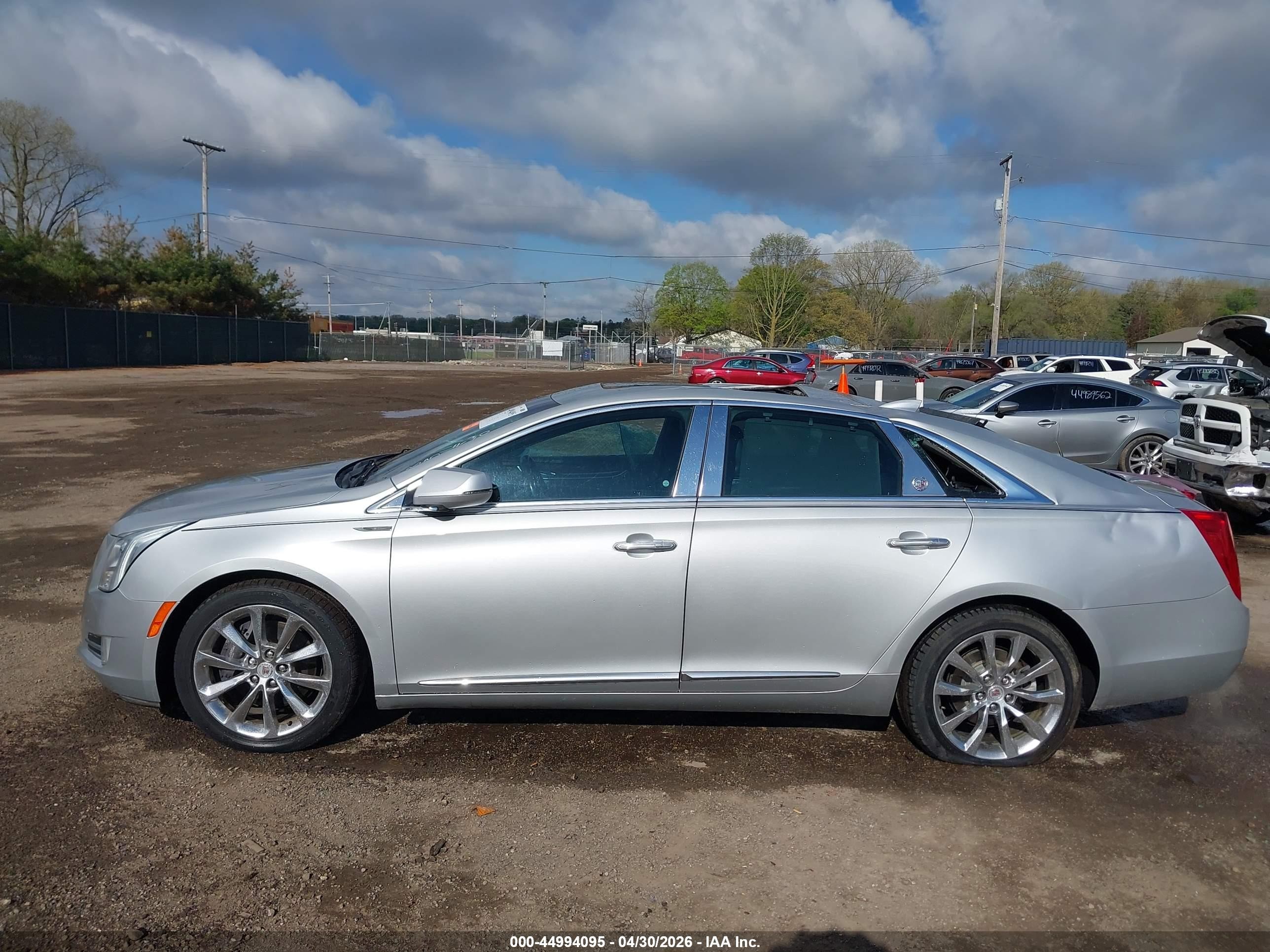 2015 Cadillac Xts Premium Silver vin: 2G61R5S33F9196256