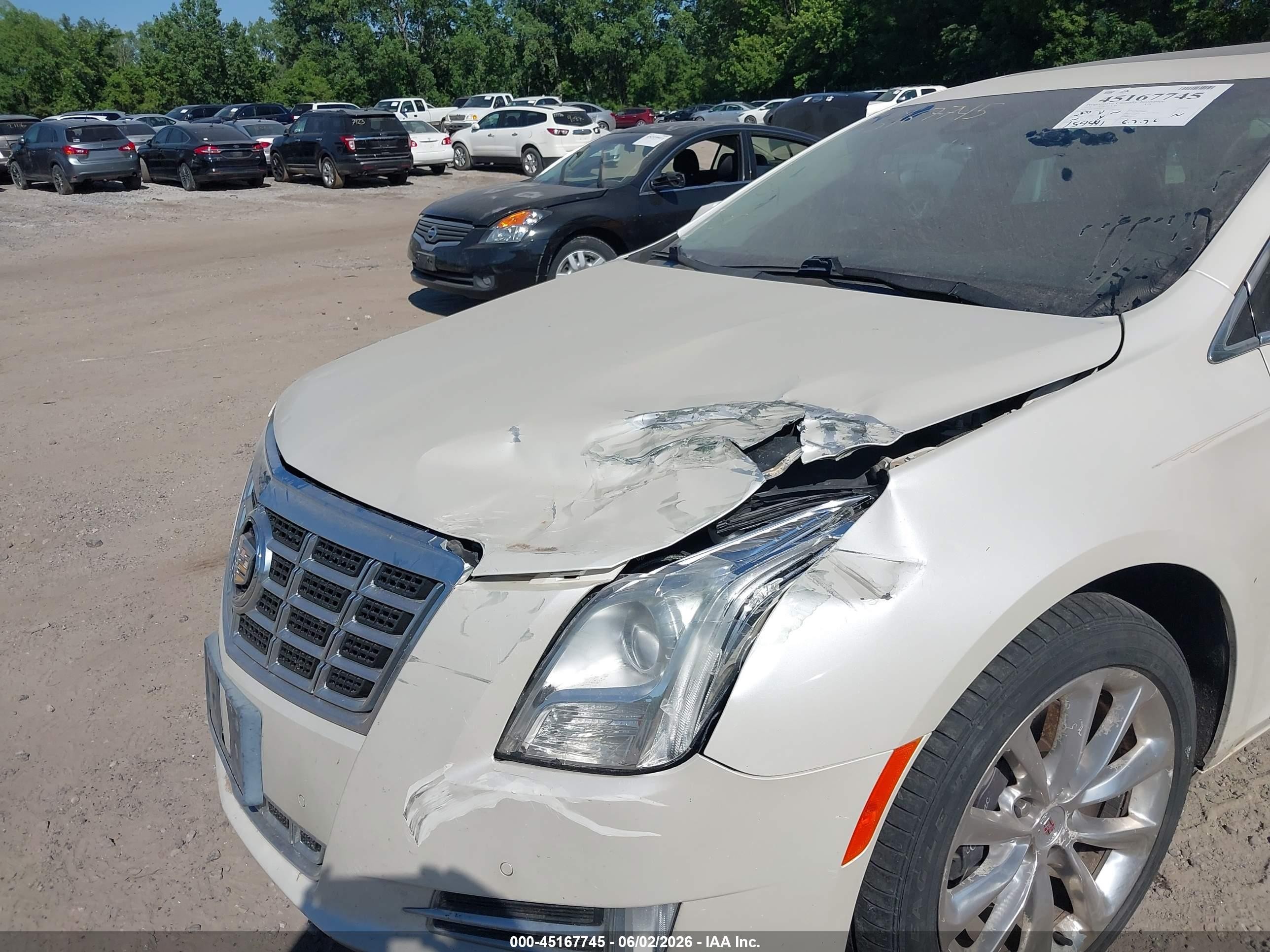 2013 Cadillac Xts Luxury White vin: 2G61R5S34D9102611