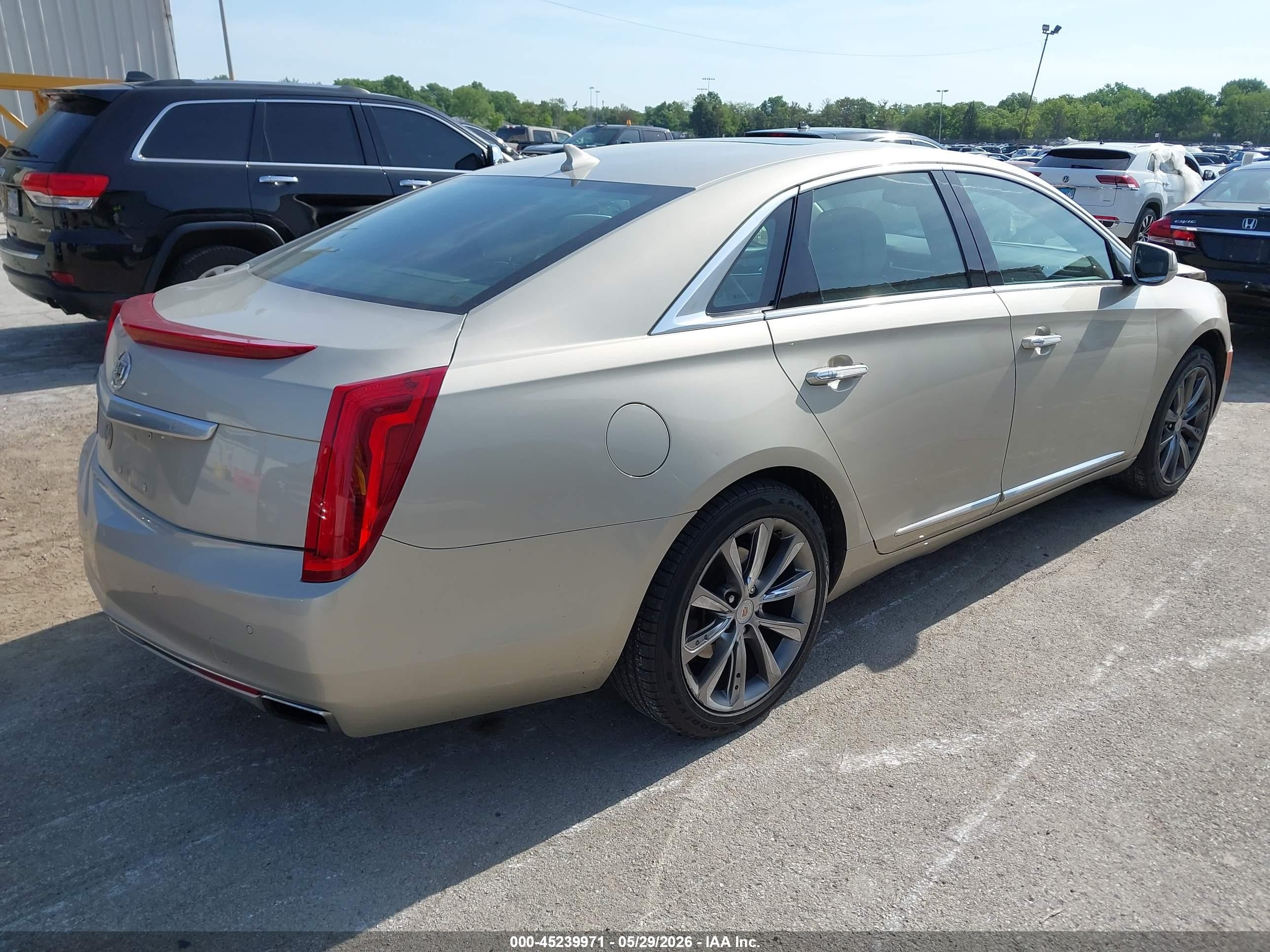 2013 Cadillac Xts Luxury Gold vin: 2G61R5S35D9240450