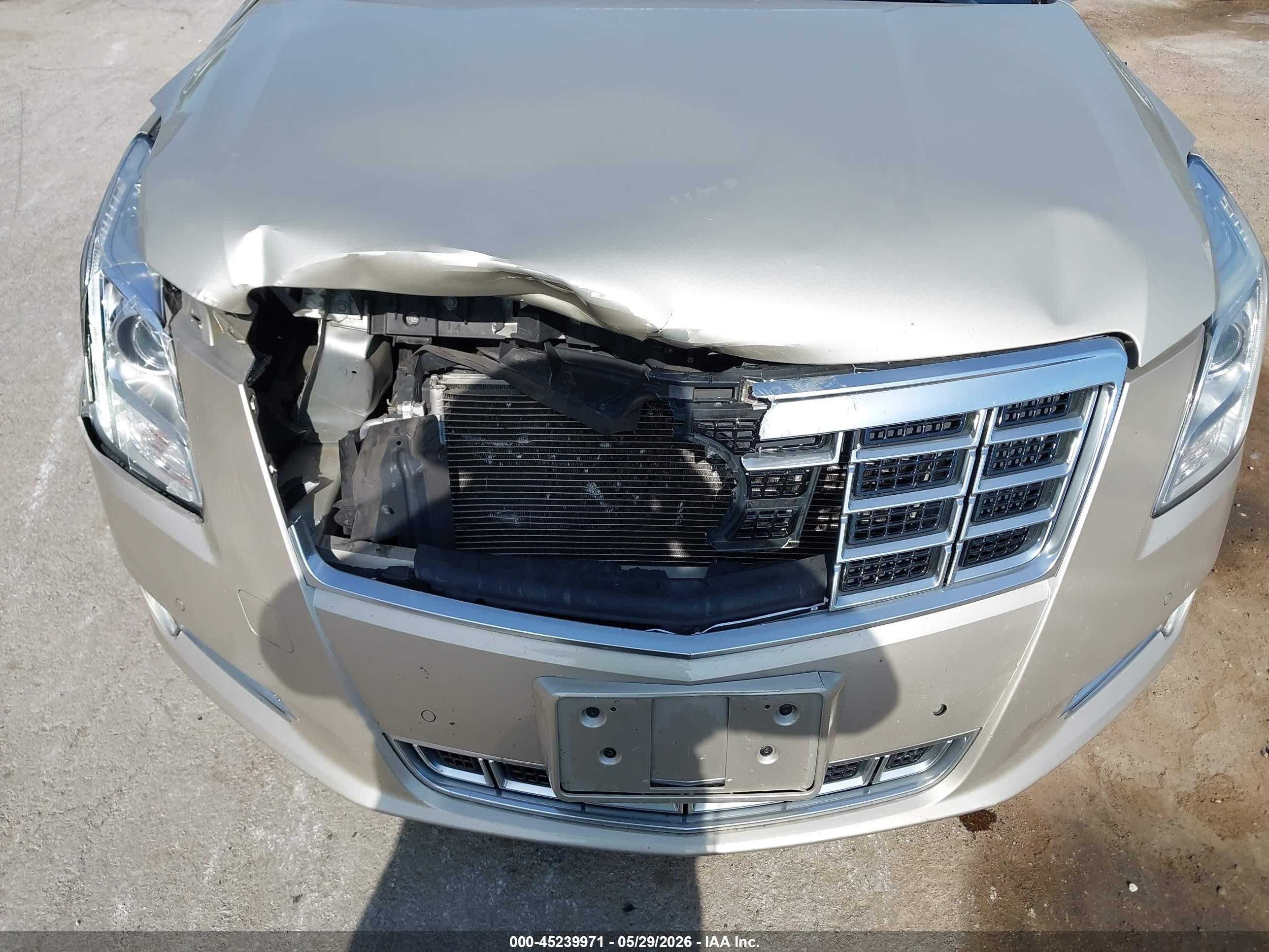 2013 Cadillac Xts Luxury Gold vin: 2G61R5S35D9240450