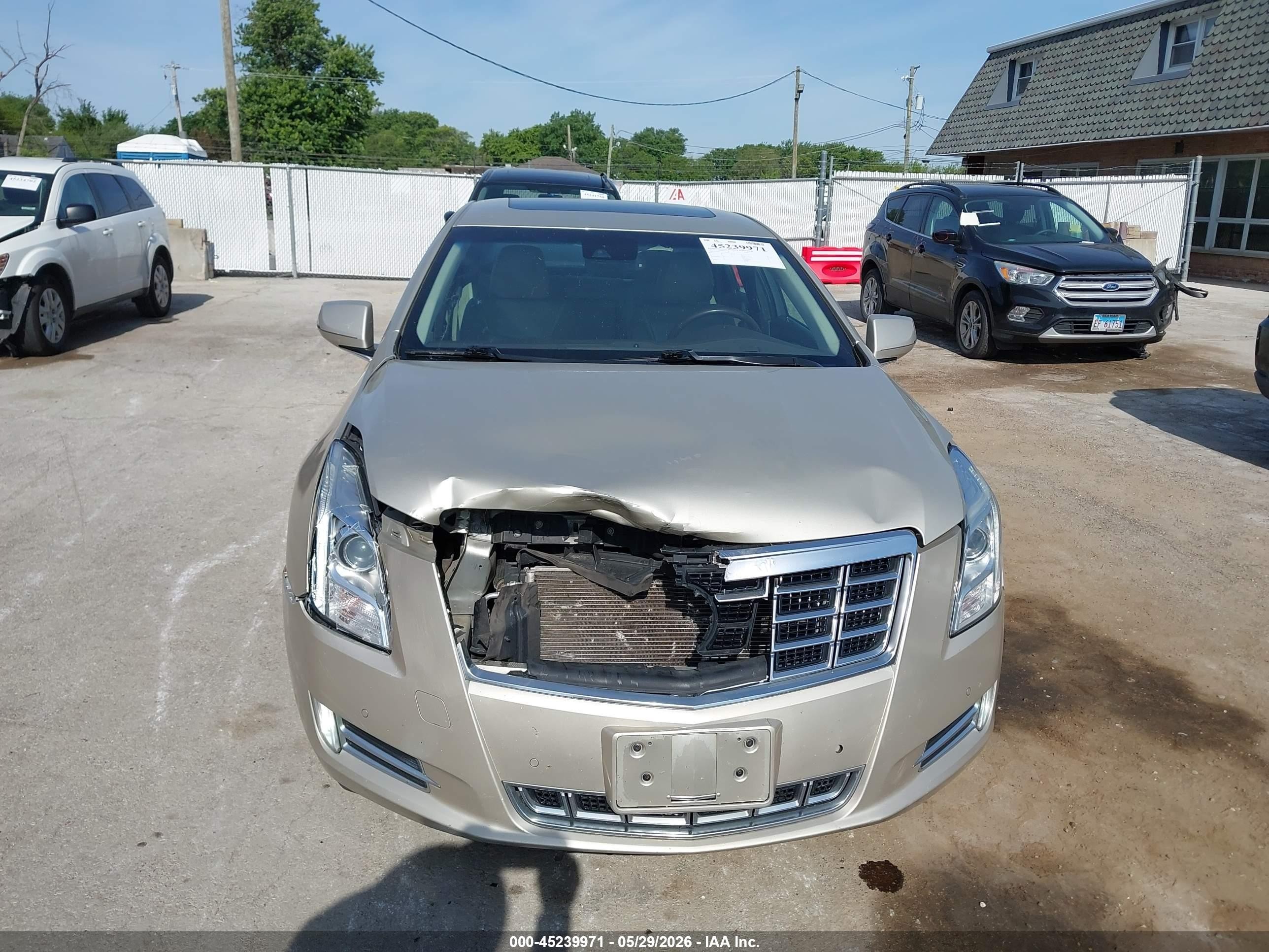 2013 Cadillac Xts Luxury Gold vin: 2G61R5S35D9240450
