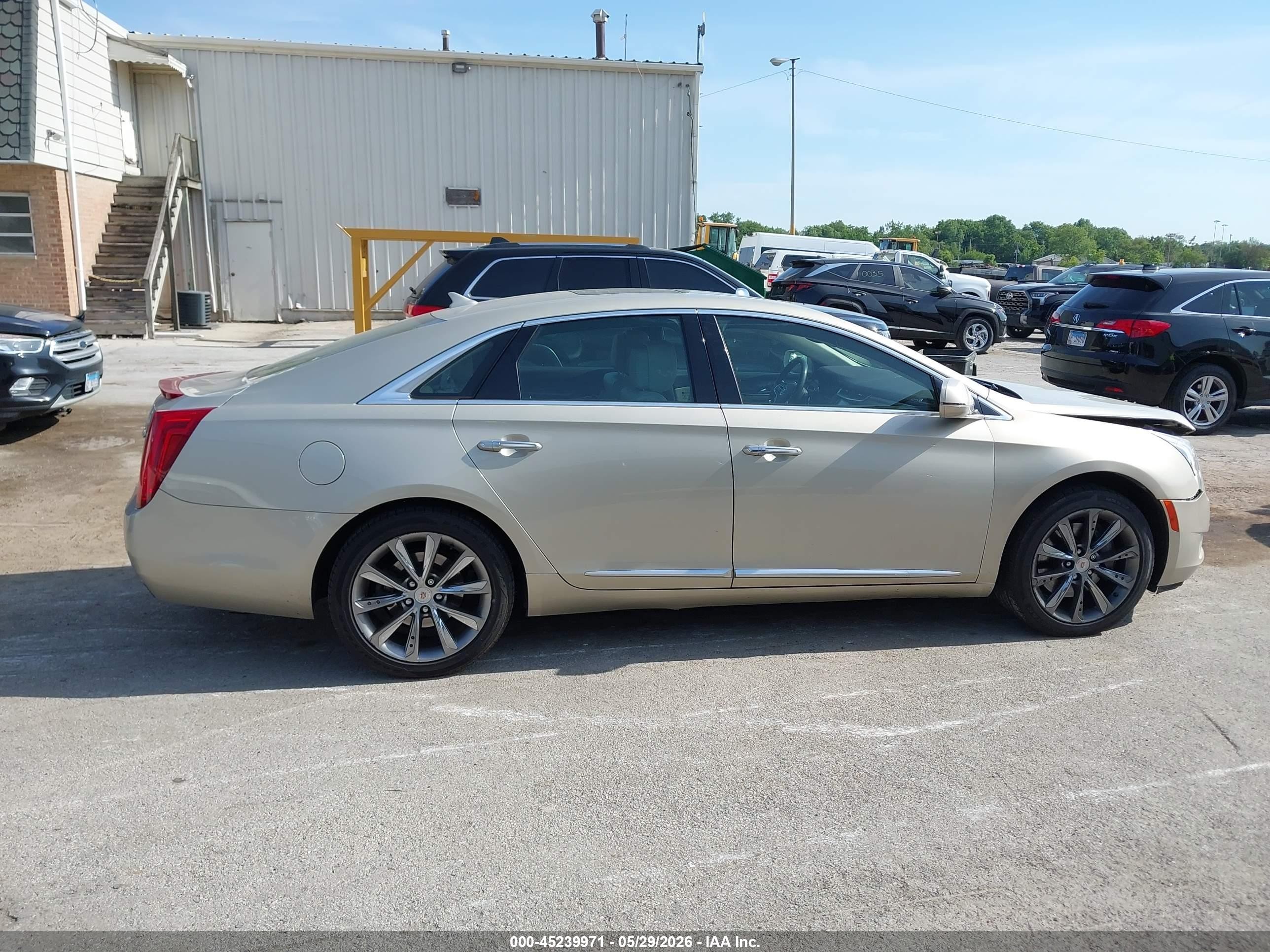 2013 Cadillac Xts Luxury Gold vin: 2G61R5S35D9240450