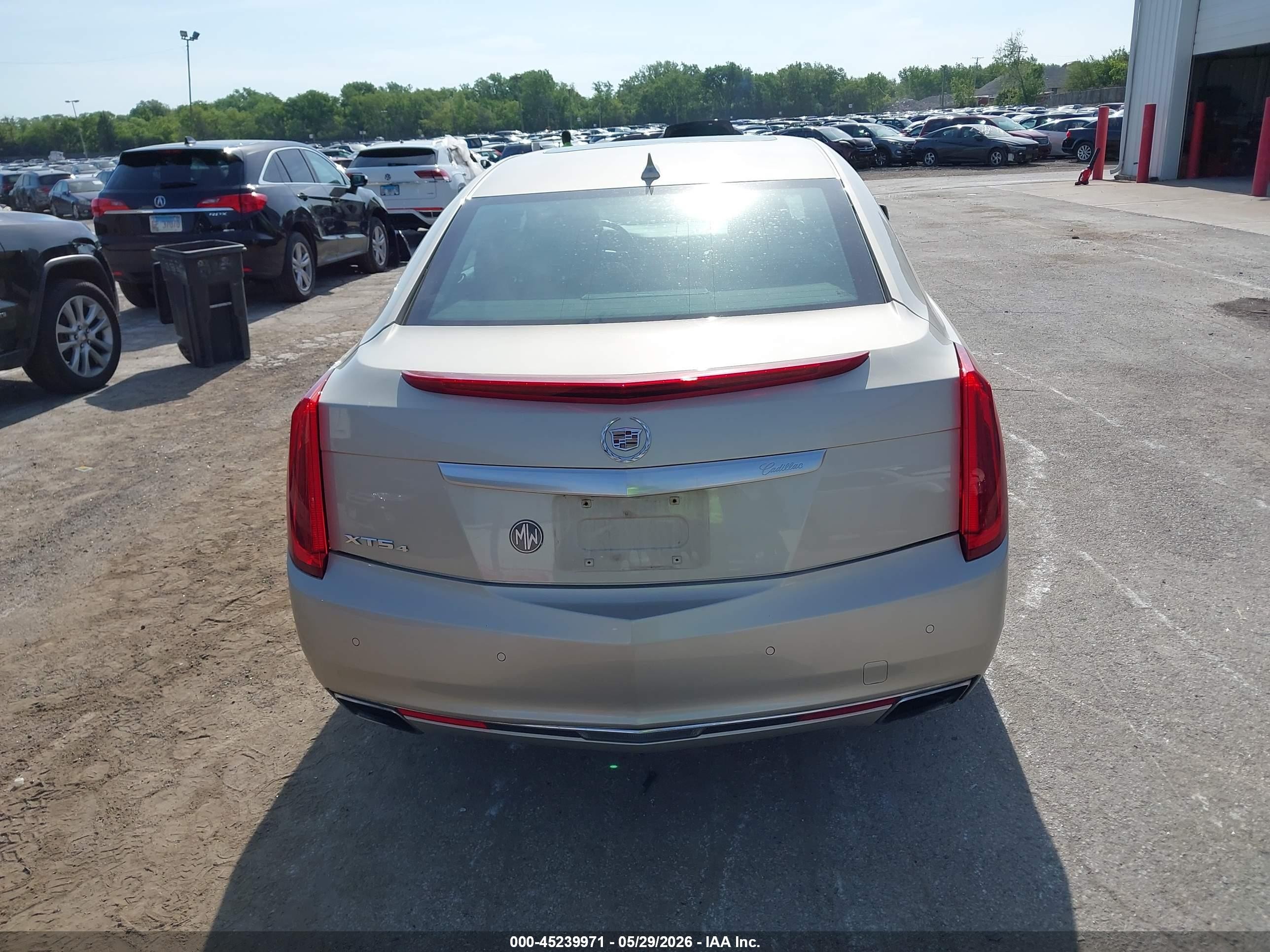 2013 Cadillac Xts Luxury Gold vin: 2G61R5S35D9240450