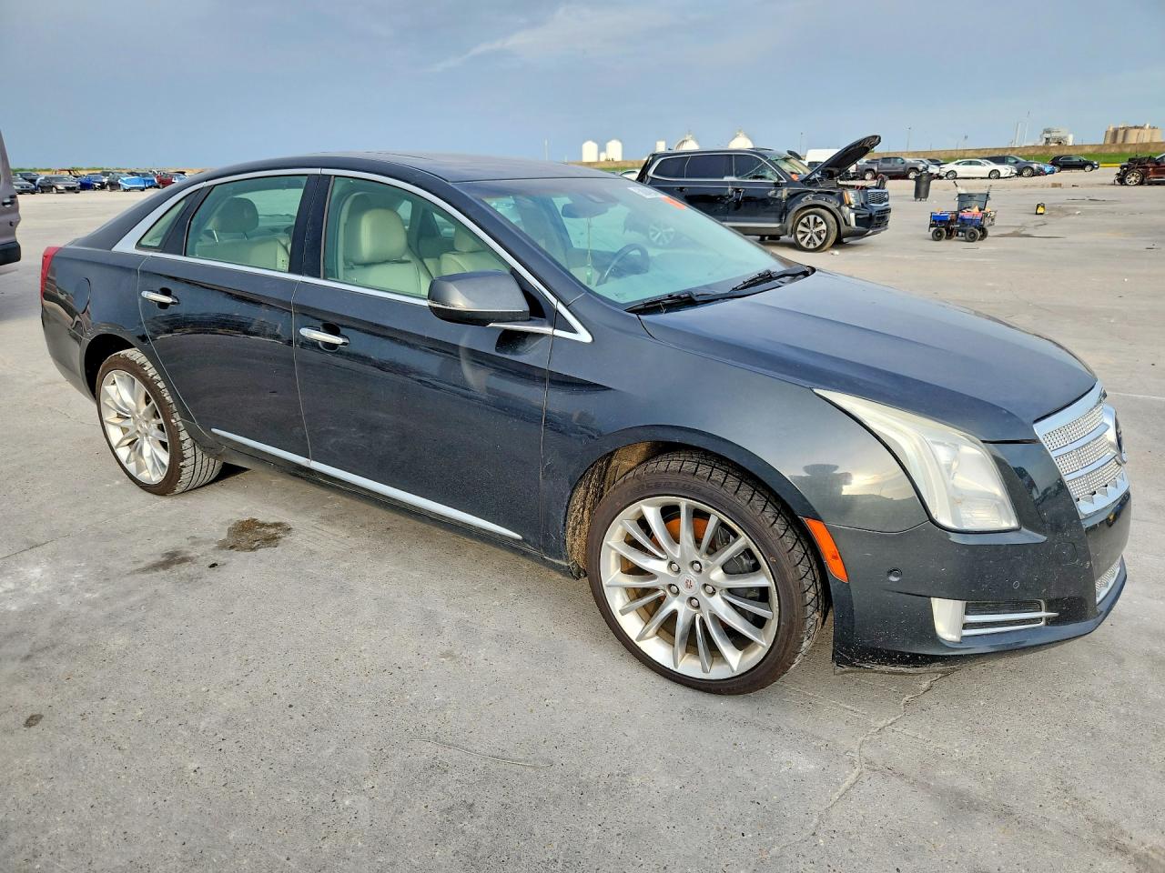 2015 Cadillac Xts Platinum Charcoal vin: 2G61S5S30F9117694