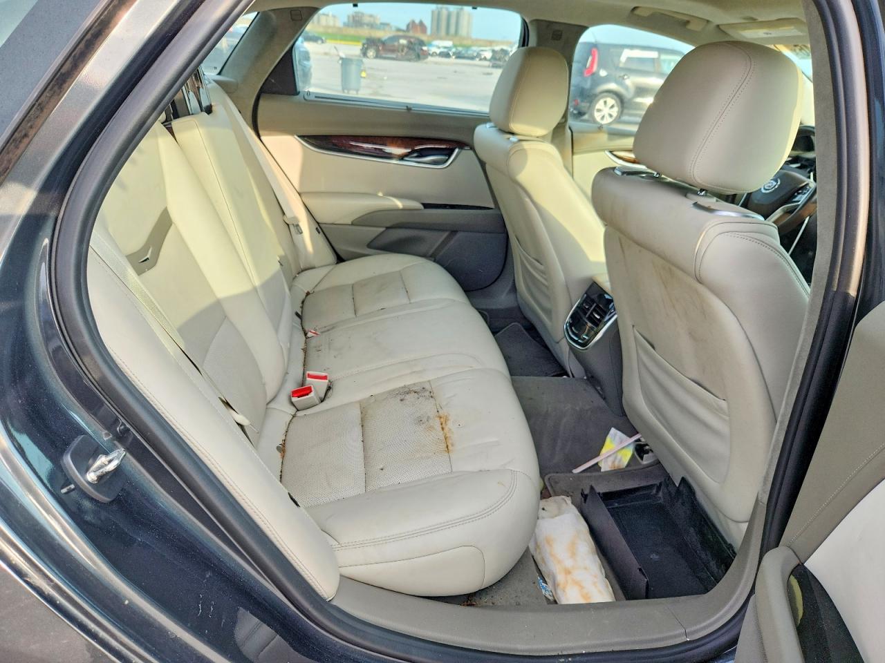 2015 Cadillac Xts Platinum Charcoal vin: 2G61S5S30F9117694