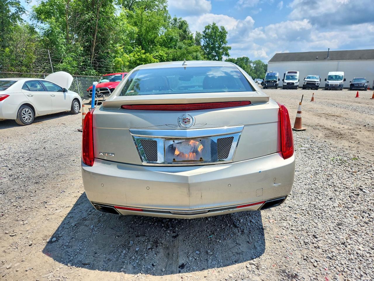 2013 Cadillac Xts Premium Collection Beige vin: 2G61S5S31D9158395