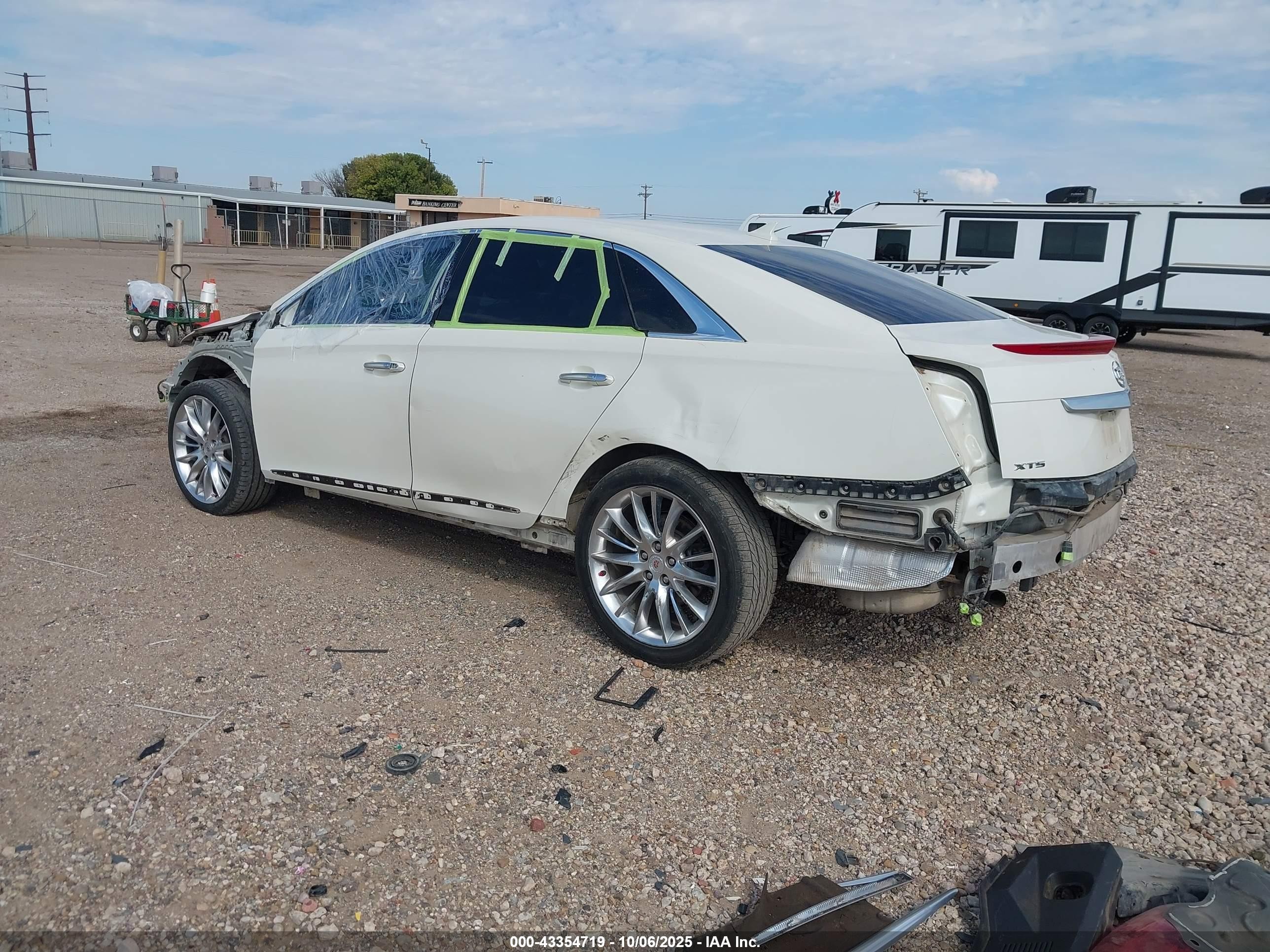 2014 Cadillac Xts Platinum Бежевый vin: 2G61S5S33E9138988