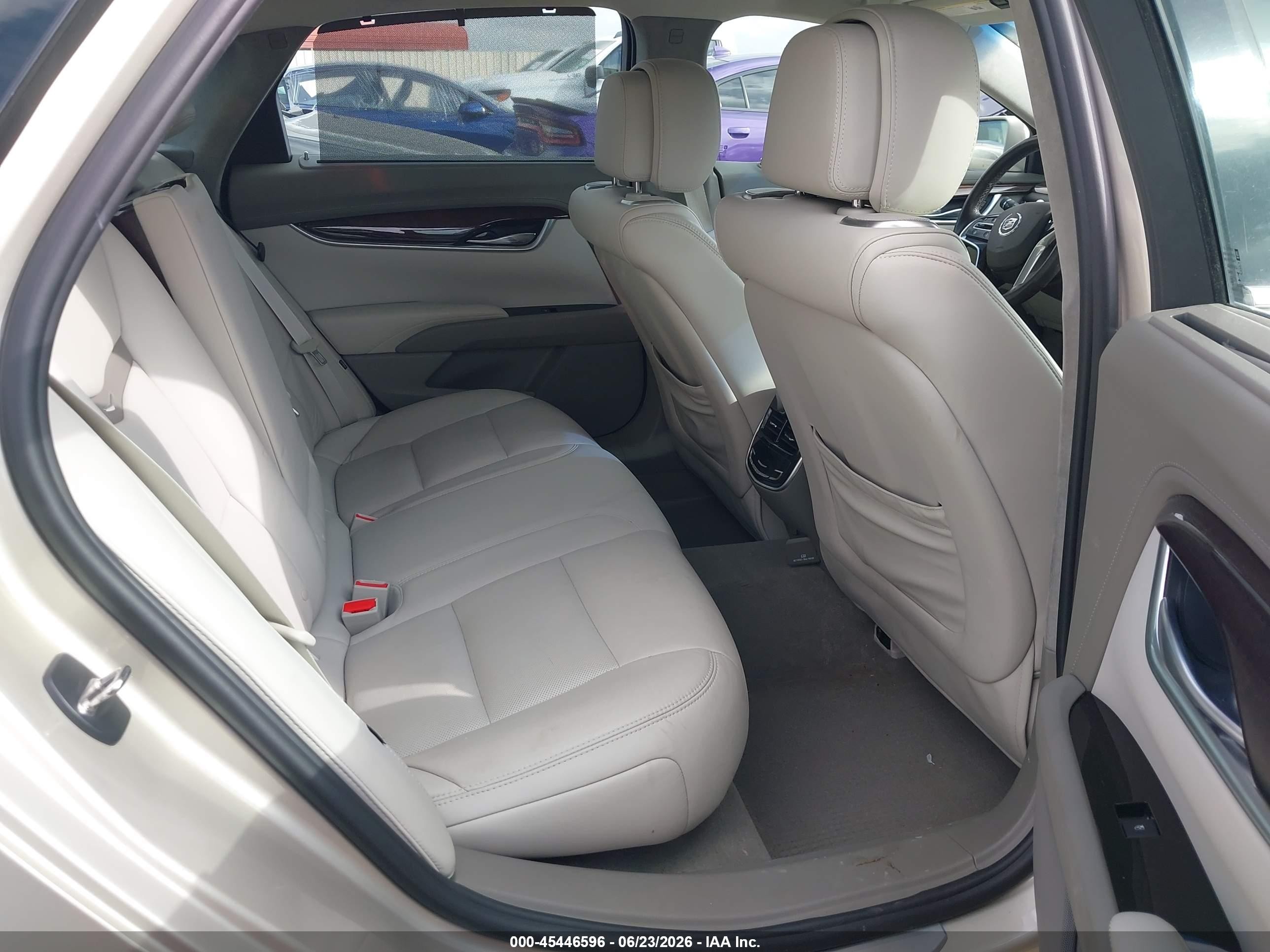 2014 Cadillac Xts Platinum Gold vin: 2G61S5S37E9313288