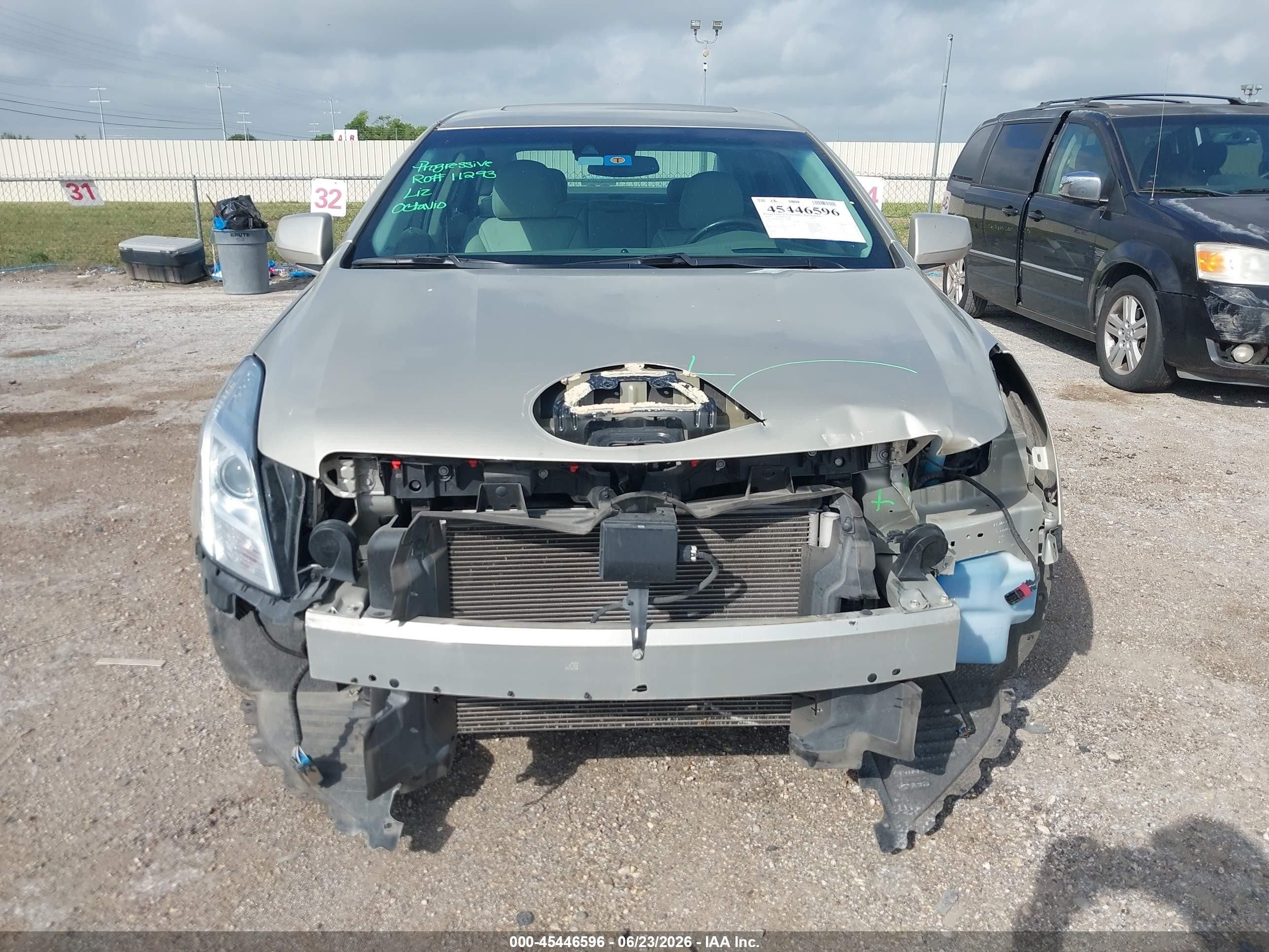 2014 Cadillac Xts Platinum Gold vin: 2G61S5S37E9313288