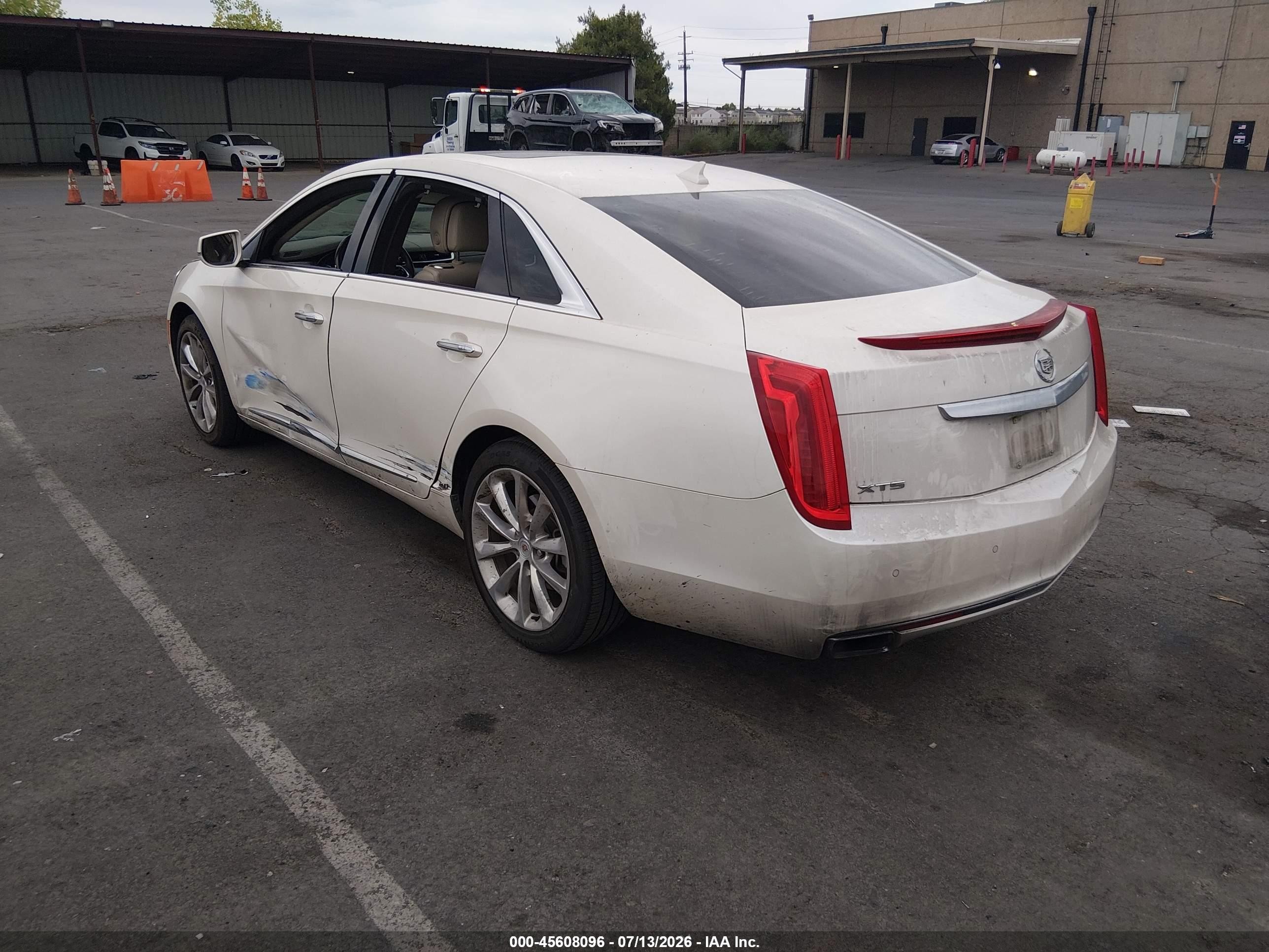 2013 Cadillac Xts Premium Белый vin: 2G61S5S3XD9160422