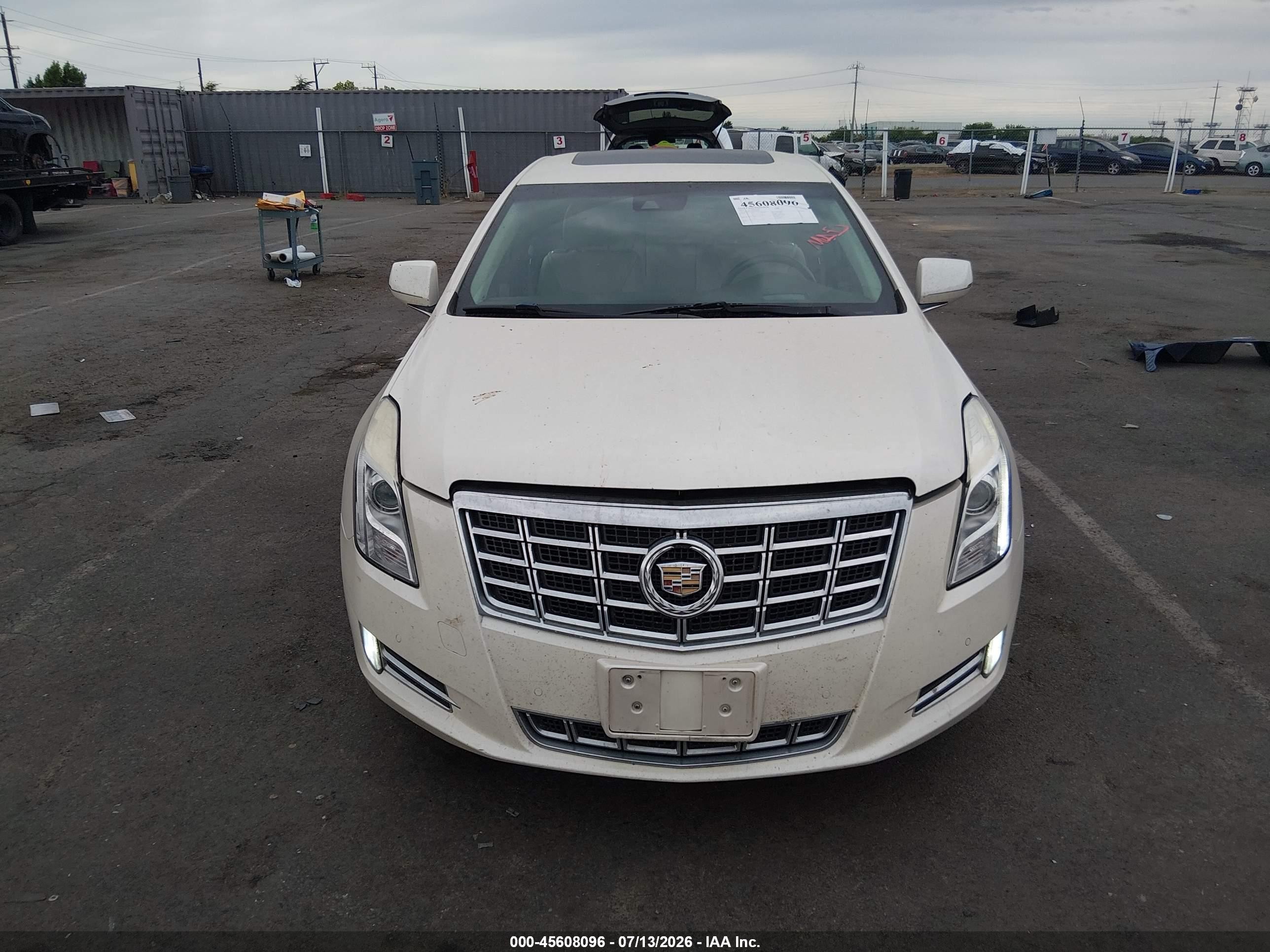 2013 Cadillac Xts Premium Белый vin: 2G61S5S3XD9160422