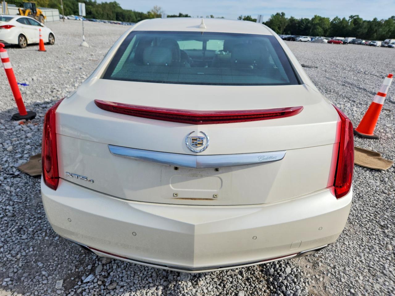 2013 Cadillac Xts Premium Collection White vin: 2G61T5S31D9102874