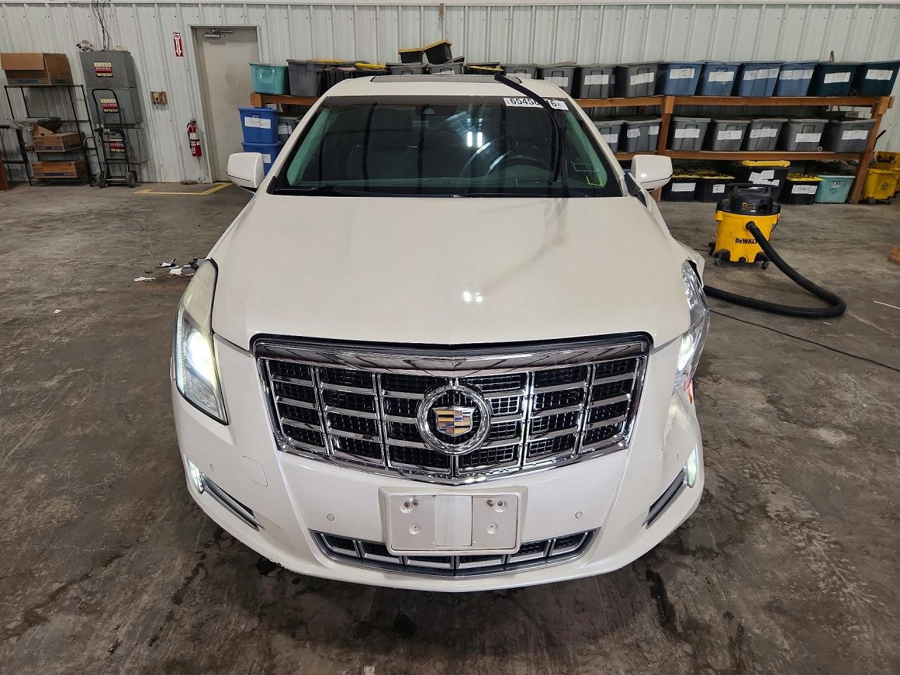 2013 Cadillac Xts Premium Collection White vin: 2G61T5S35D9201844