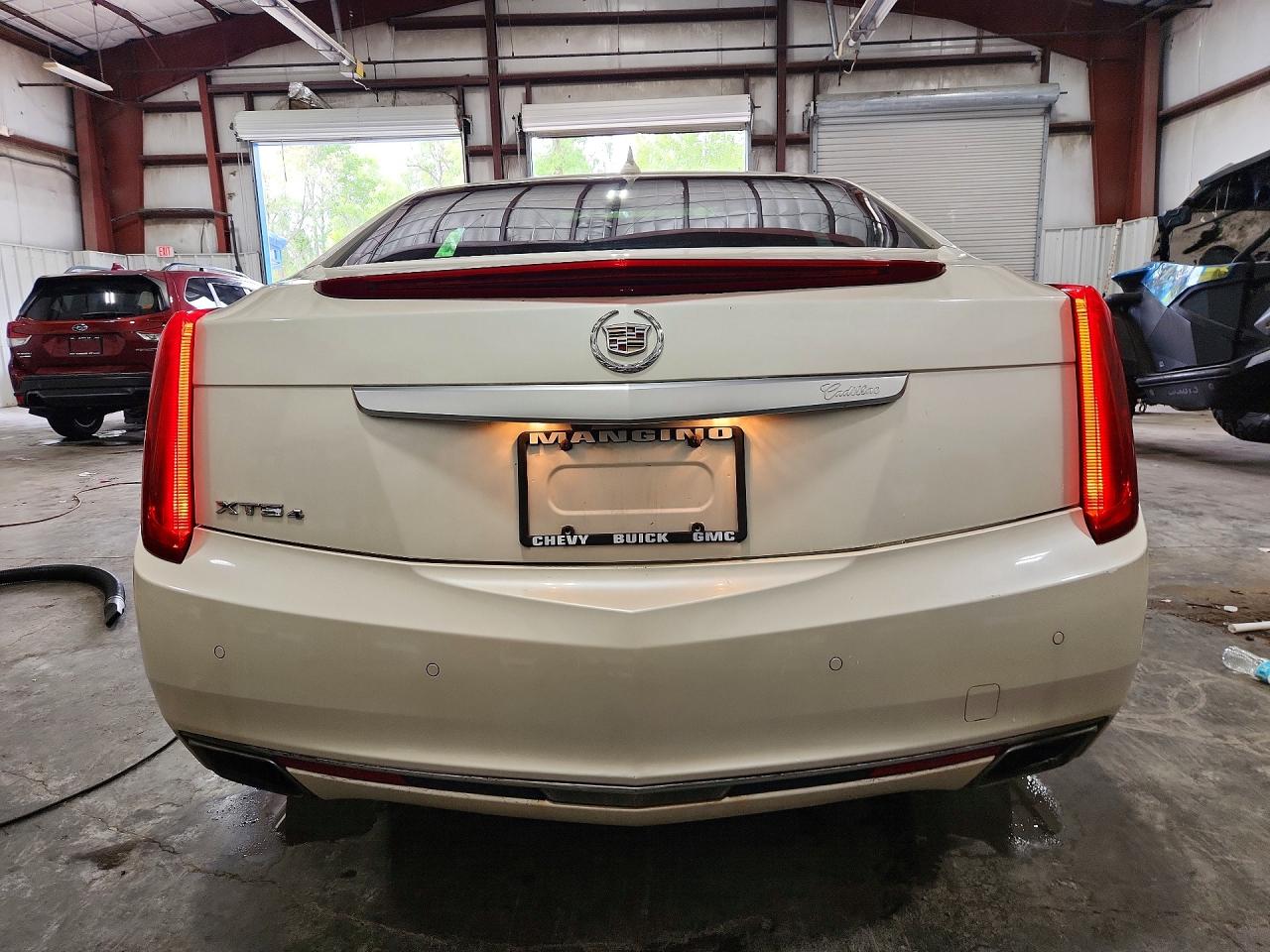 2013 Cadillac Xts Premium Collection White vin: 2G61T5S35D9201844