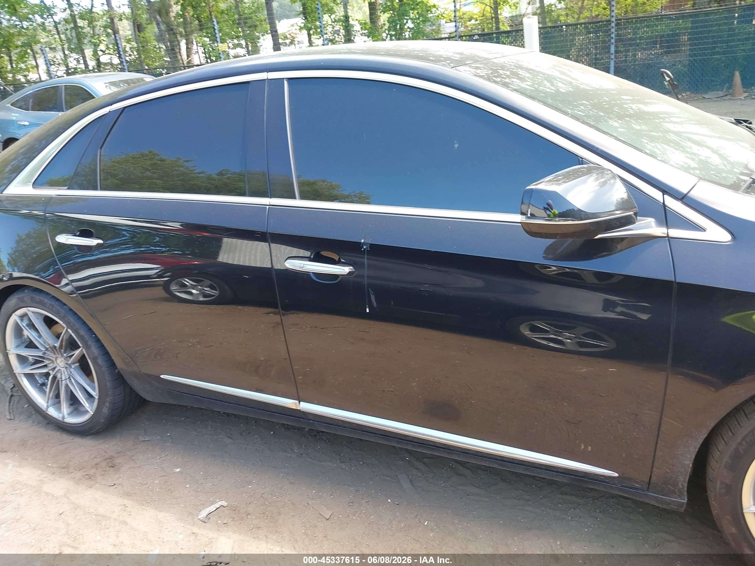 2013 Cadillac Xts Premium Черный vin: 2G61T5S35D9216036