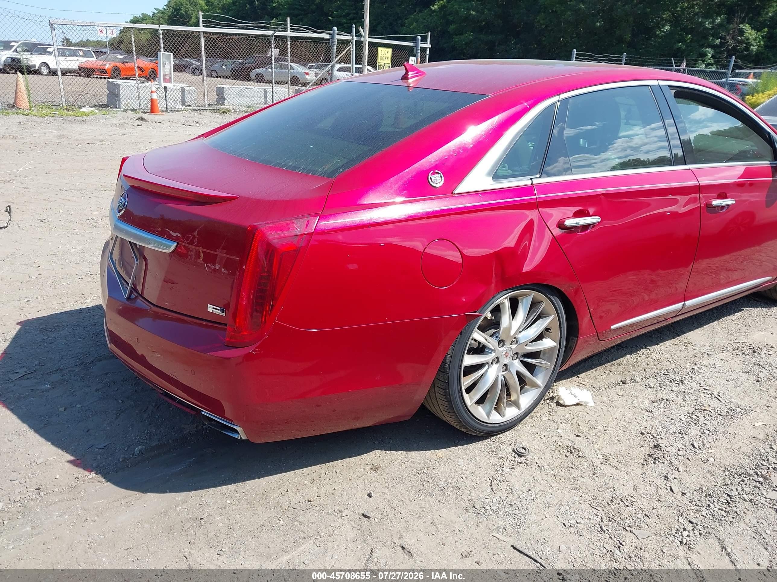 2013 Cadillac Xts Platinum Red vin: 2G61U5S32D9175734