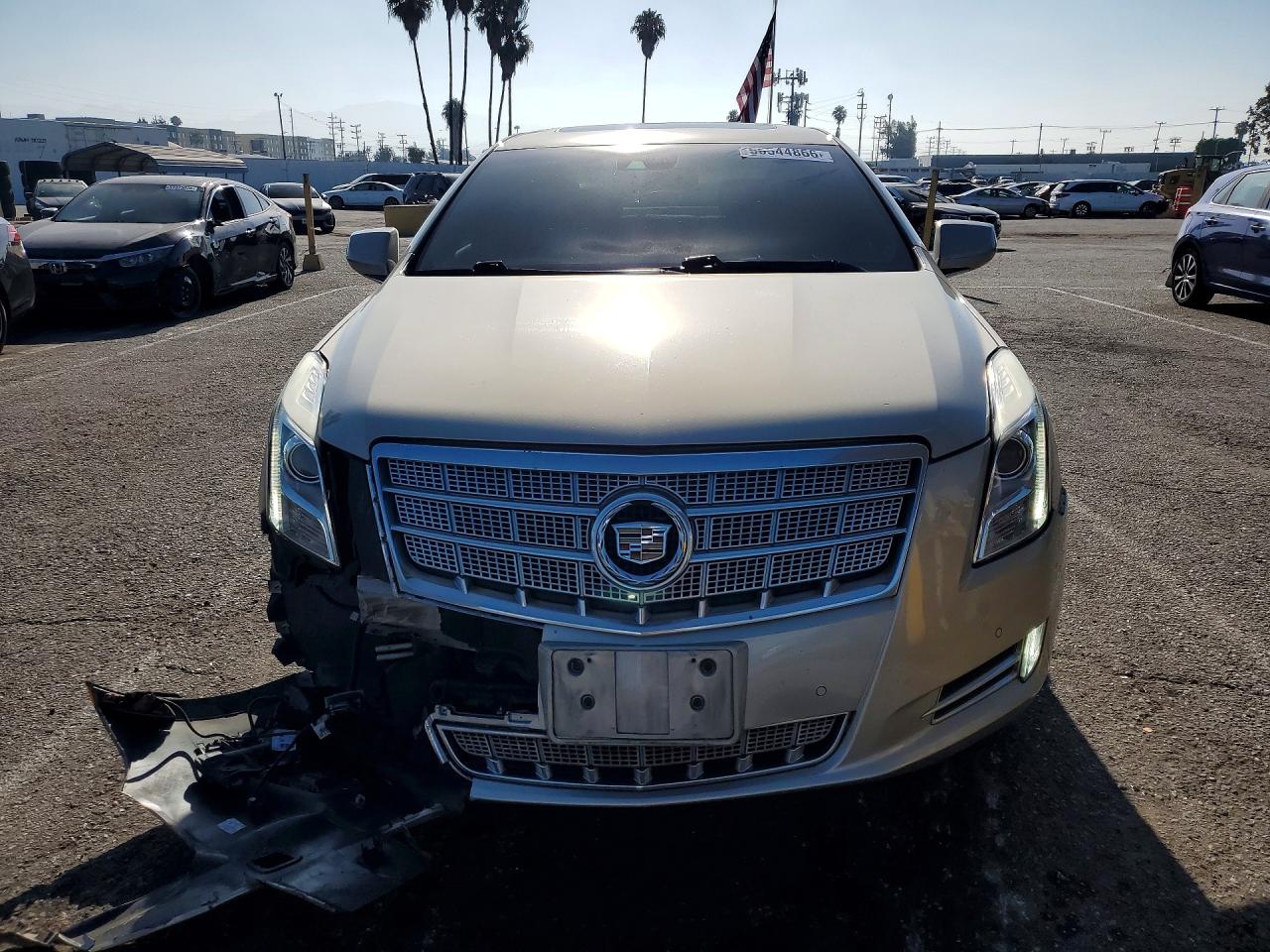 2013 Cadillac Xts Platinum Beige vin: 2G61U5S33D9129314