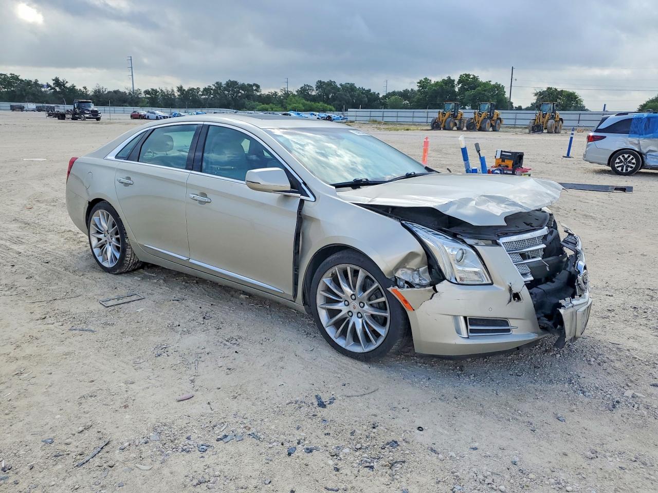 2013 Cadillac Xts Platinum Gold vin: 2G61U5S35D9172584