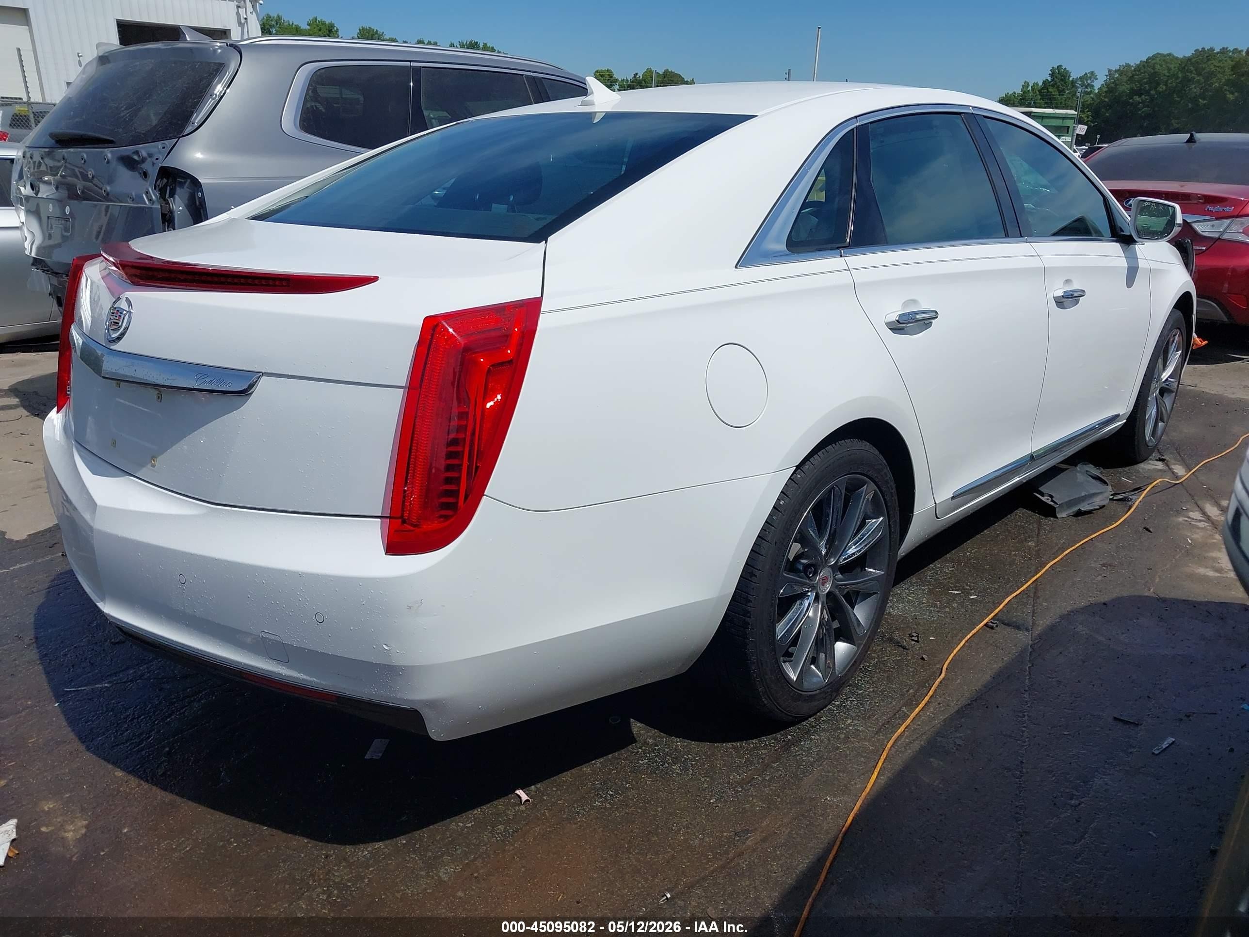 2014 Cadillac Xts W20 Livery Package White vin: 2G61U5S38E9289089