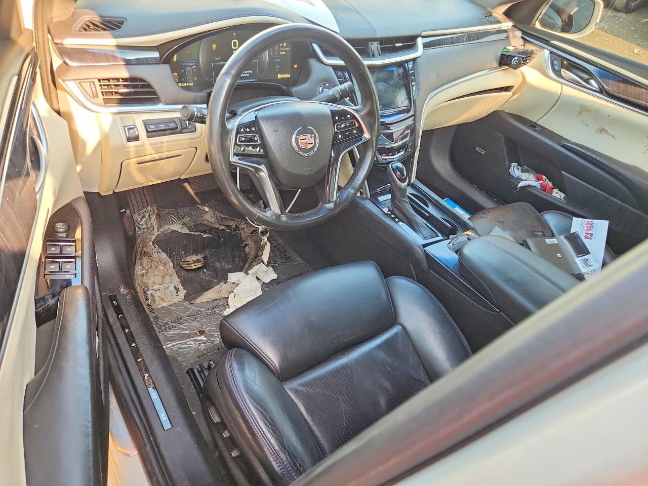 2013 Cadillac Xts Platinum White vin: 2G61V5S30D9224975