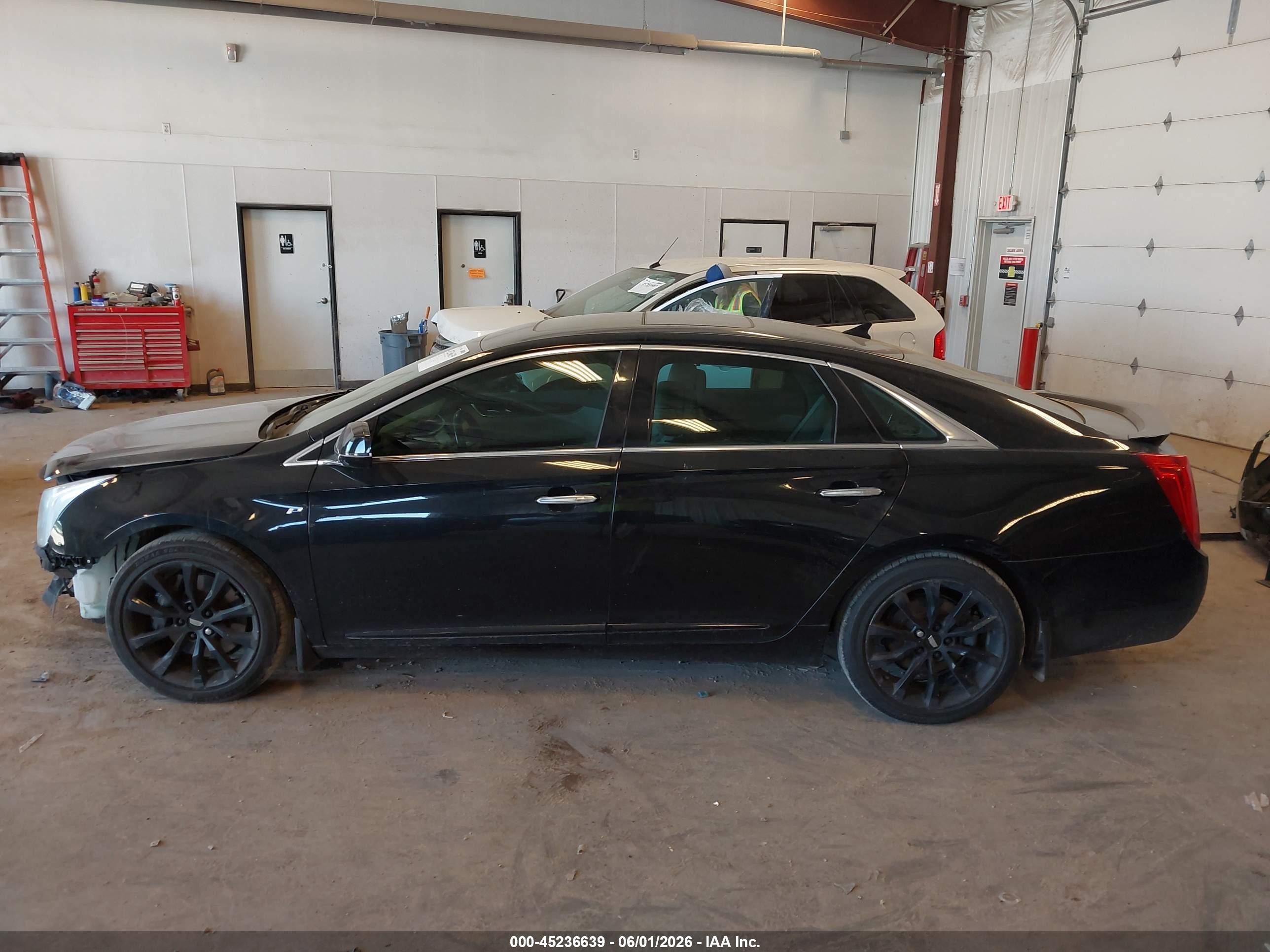 2013 Cadillac Xts Platinum Black vin: 2G61V5S32D9147882
