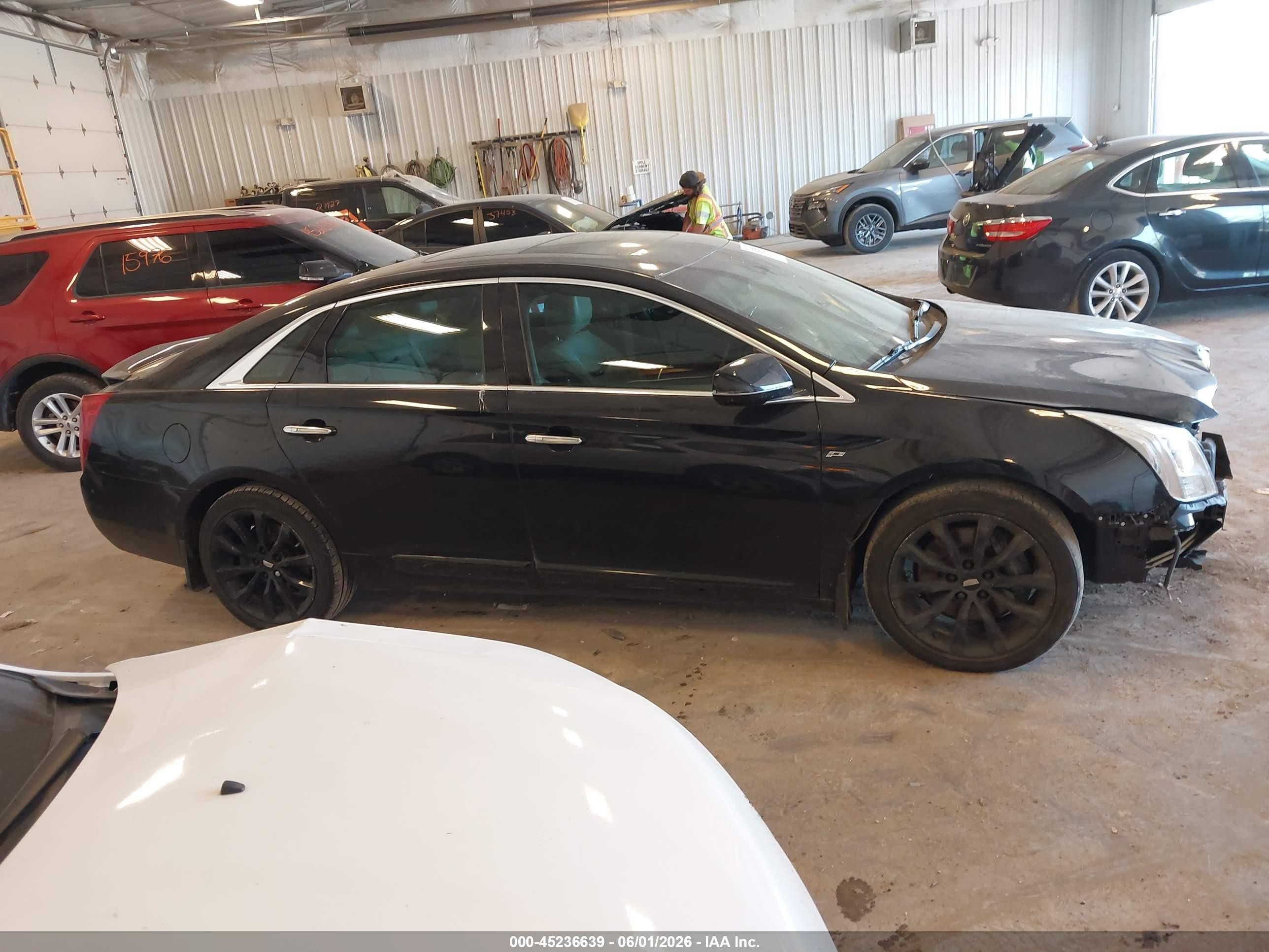 2013 Cadillac Xts Platinum Black vin: 2G61V5S32D9147882