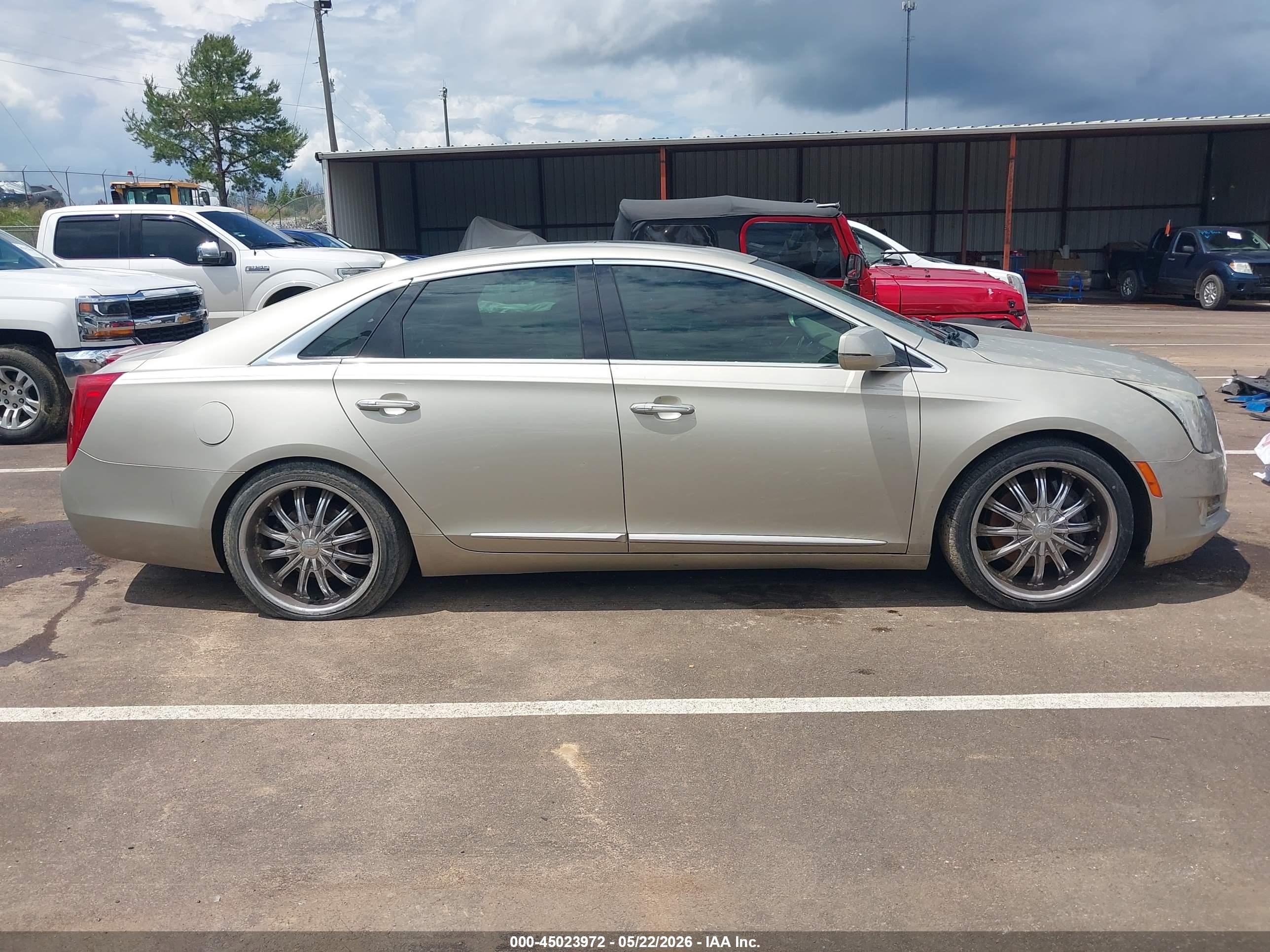 2013 Cadillac Xts Platinum Gold vin: 2G61V5S33D9164335