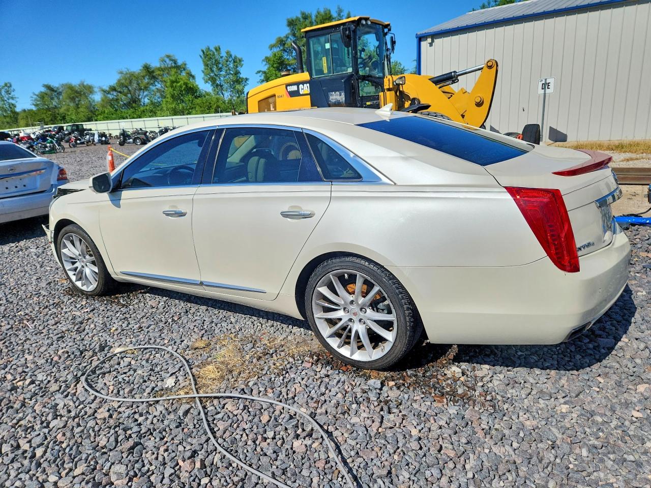 2013 Cadillac Xts Platinum White vin: 2G61V5S34D9137371