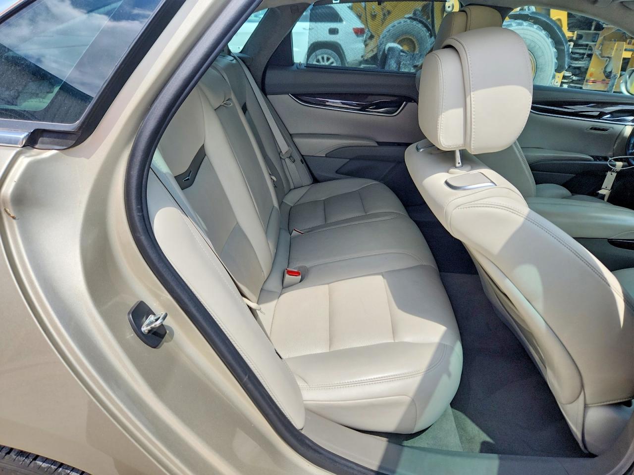 2013 Cadillac Xts Platinum Gold vin: 2G61V5S37D9150499