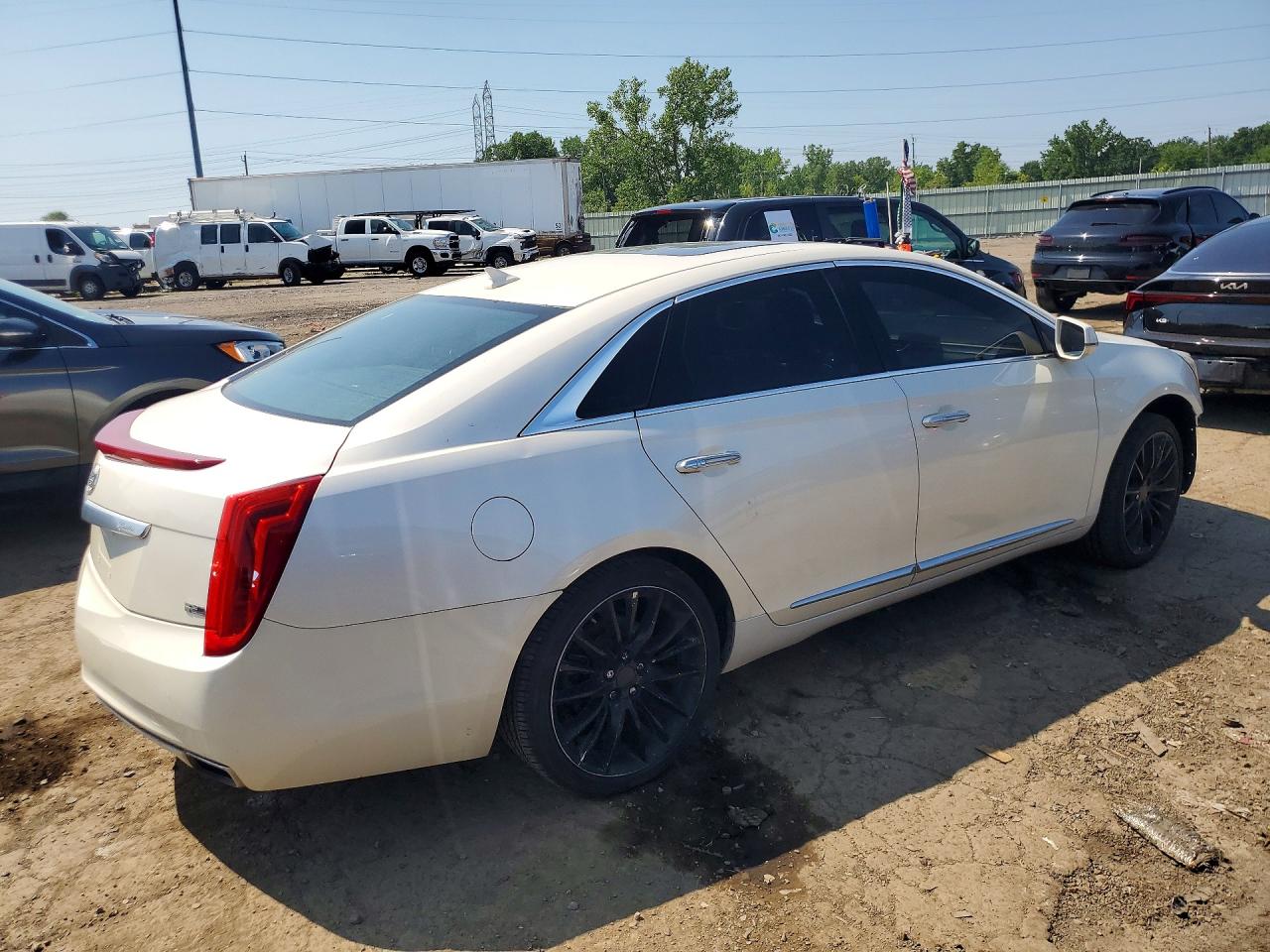 2013 Cadillac Xts Platinum Белый vin: 2G61V5S39D9135535