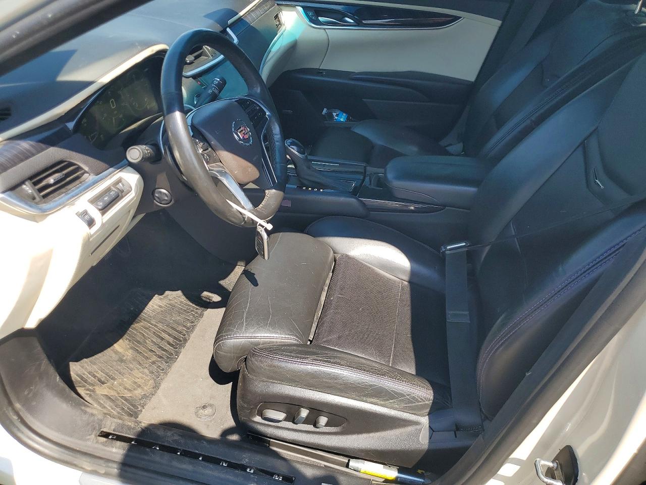 2013 Cadillac Xts Platinum Белый vin: 2G61V5S39D9135535