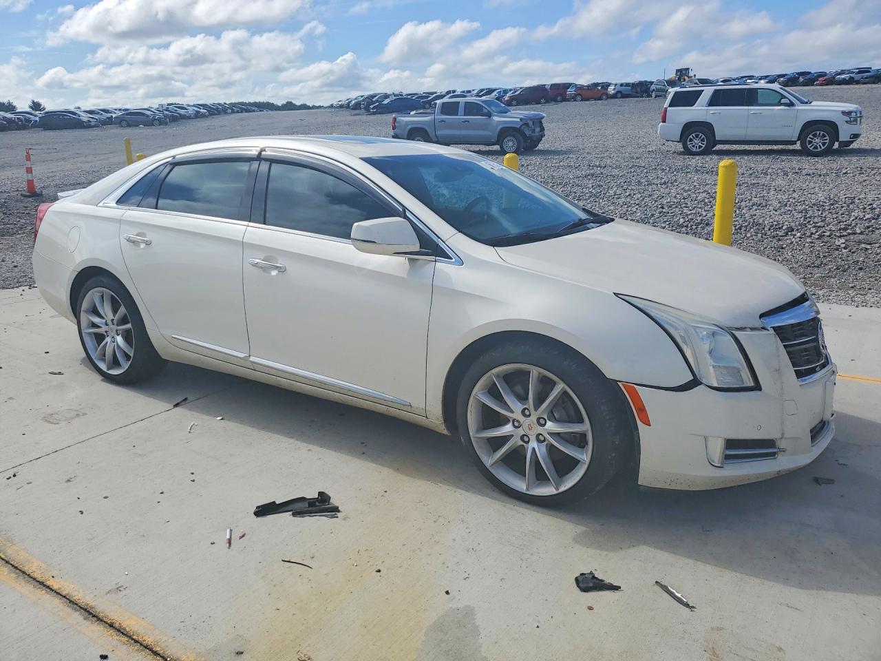 2015 Cadillac Xts Vsport Premium White vin: 2G61V5S81F9213689