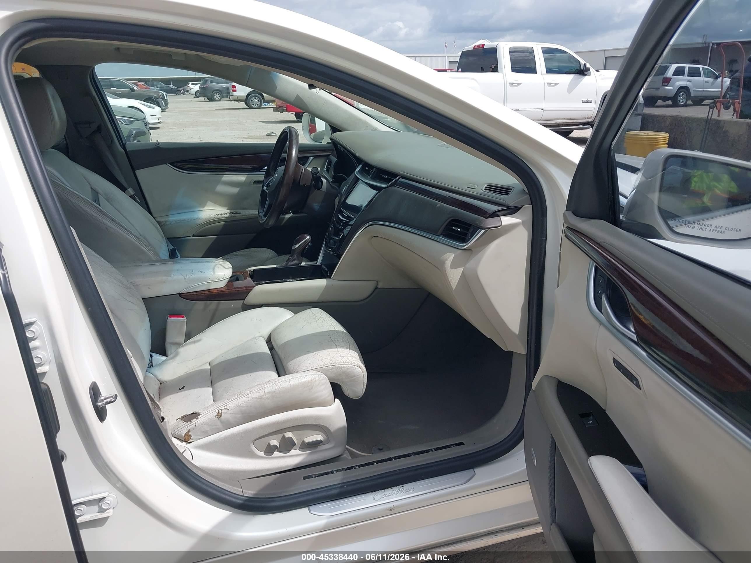2014 Cadillac Xts Vsport Platinum White vin: 2G61W5S83E9134441
