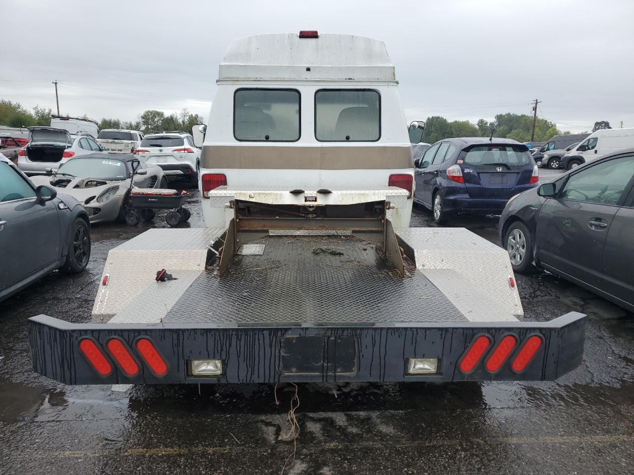 1990 Chevrolet G20 White vin: 2GBEG25K5L4114885