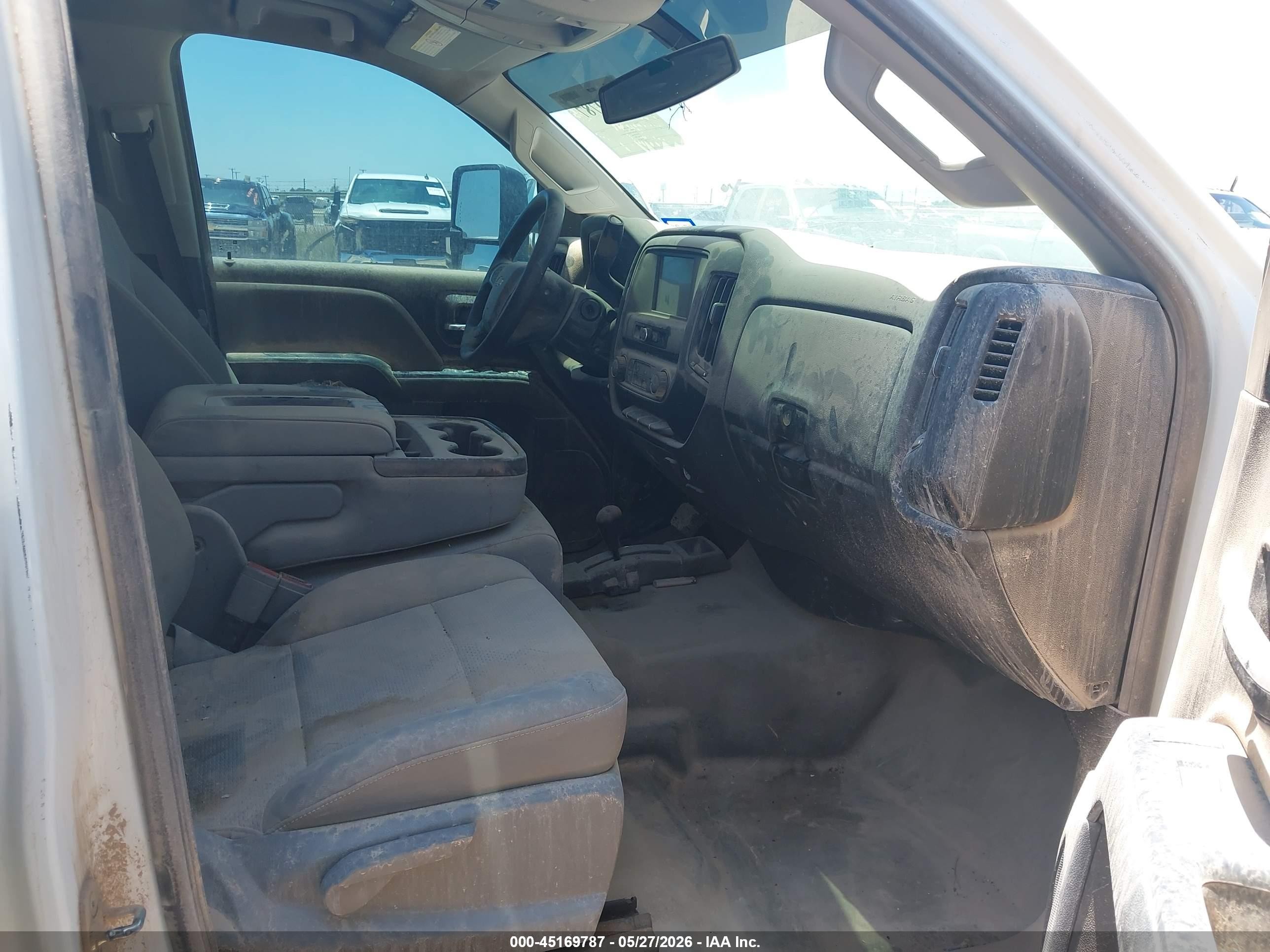 2019 Chevrolet Silverado 2500hd Wt White vin: 2GC2KREG6K1193291