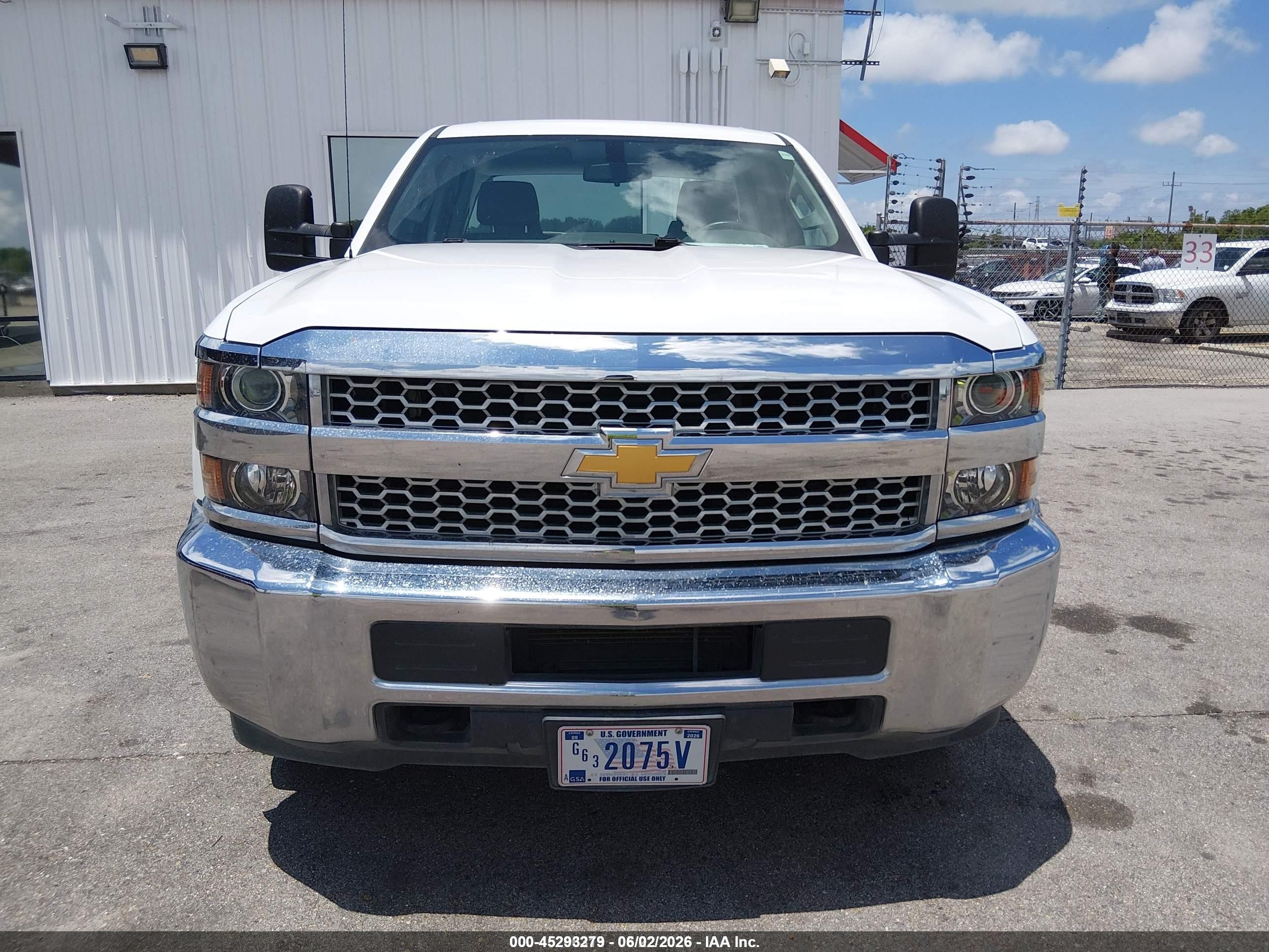 2019 Chevrolet Silverado 2500hd Wt White vin: 2GC2KREG7K1111312
