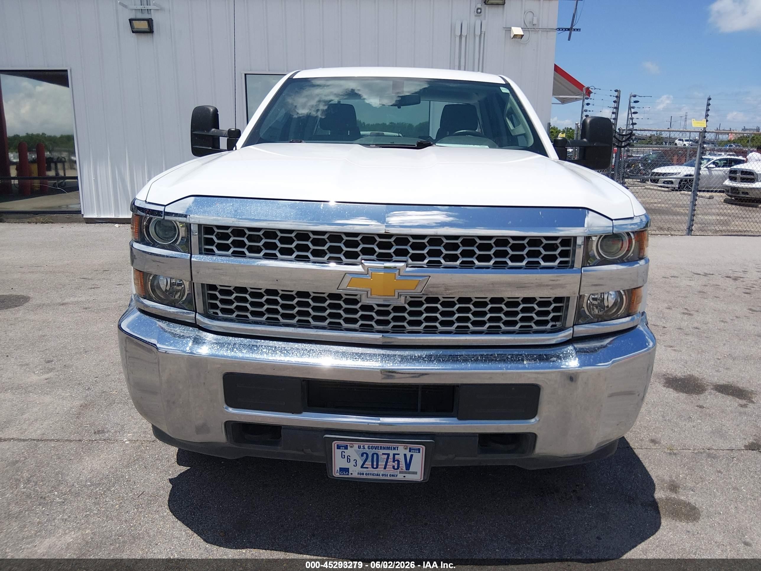 2019 Chevrolet Silverado 2500hd Wt White vin: 2GC2KREG7K1111312