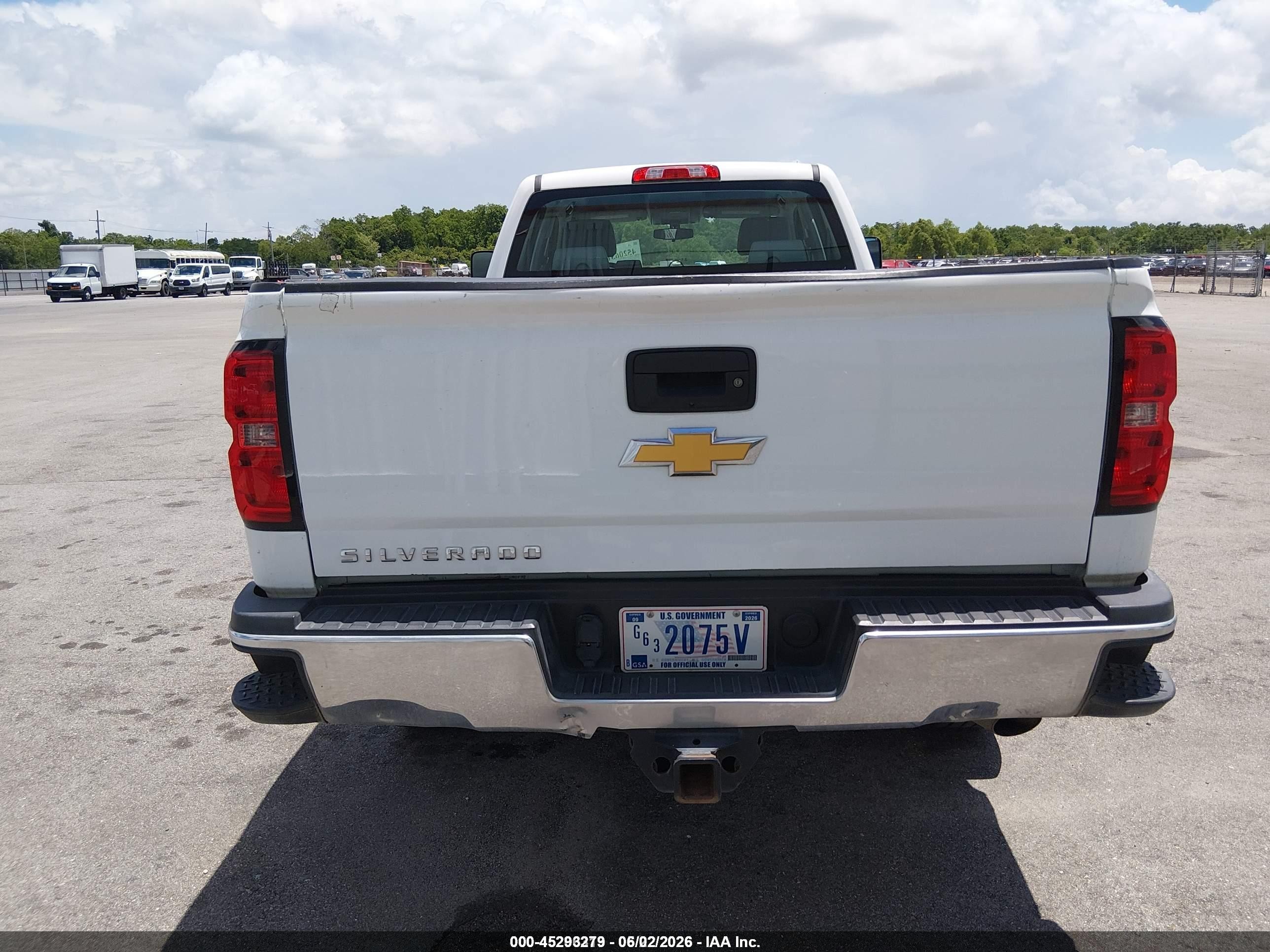 2019 Chevrolet Silverado 2500hd Wt White vin: 2GC2KREG7K1111312