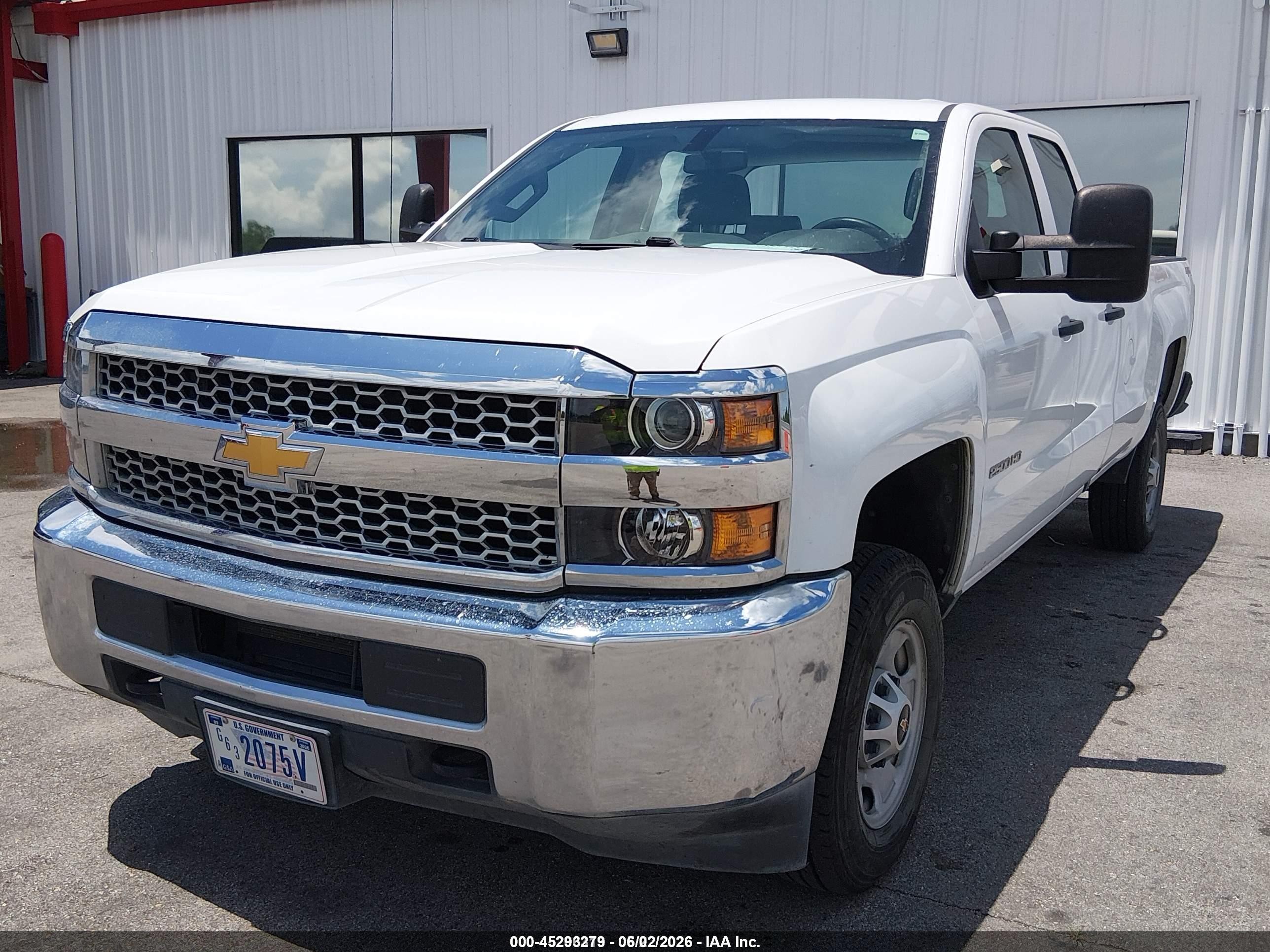 2019 Chevrolet Silverado 2500hd Wt White vin: 2GC2KREG7K1111312