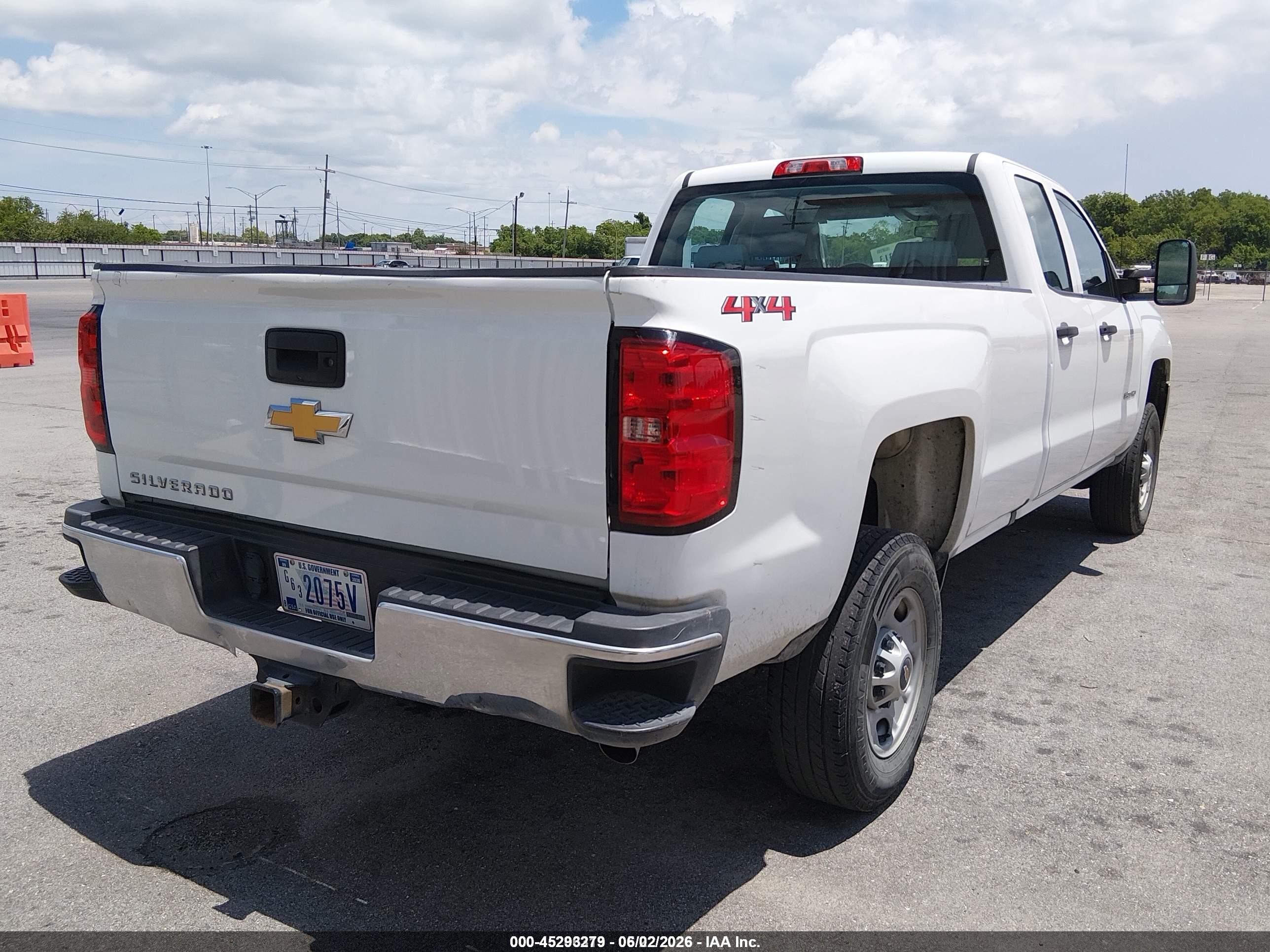 2019 Chevrolet Silverado 2500hd Wt White vin: 2GC2KREG7K1111312