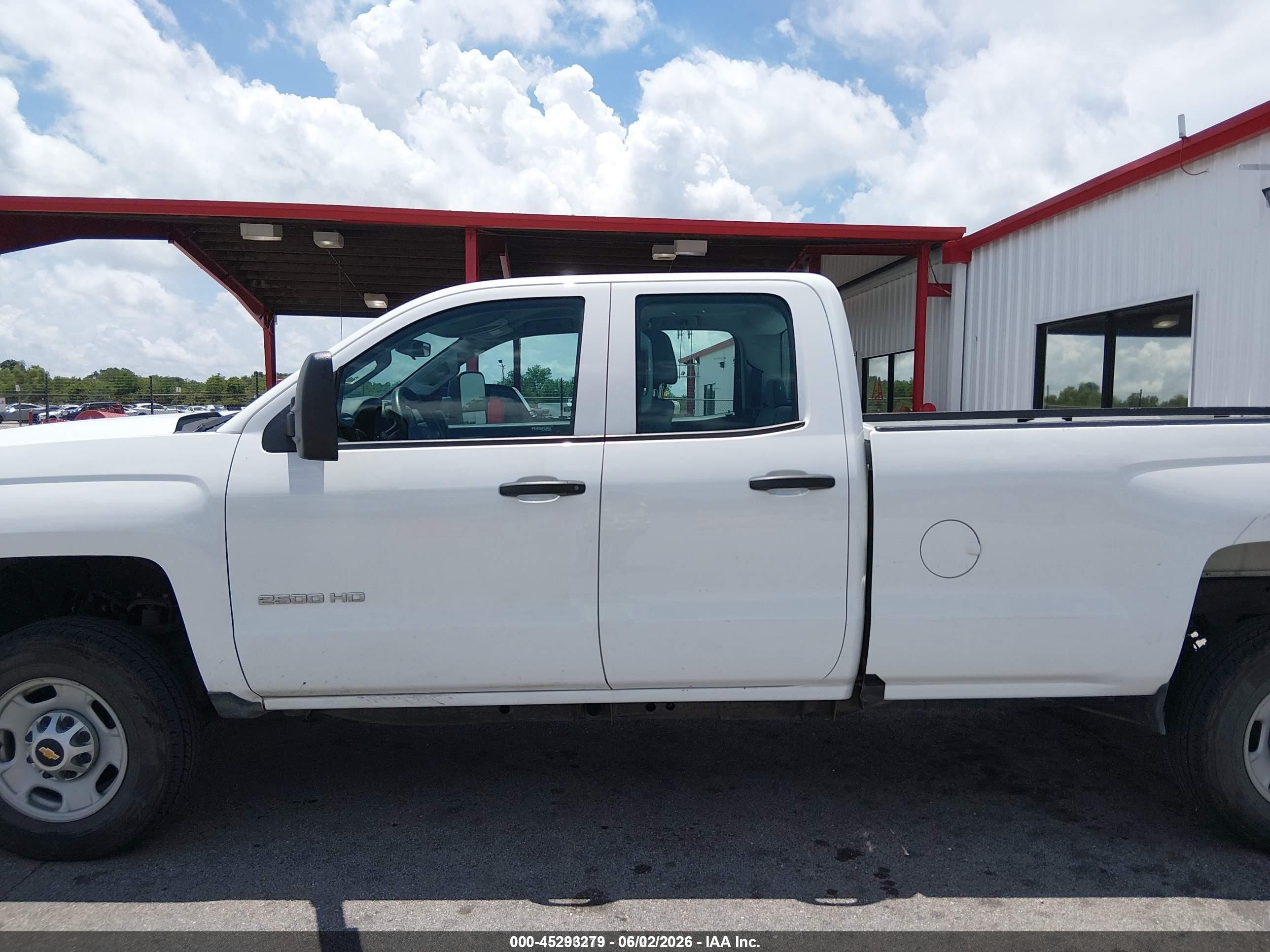 2019 Chevrolet Silverado 2500hd Wt White vin: 2GC2KREG7K1111312