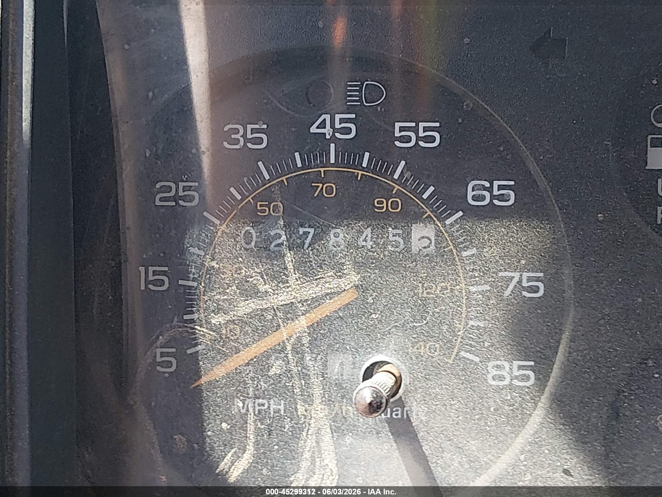 1992 Chevrolet G10   Белый vin: 2GCCG15ZXN4104558