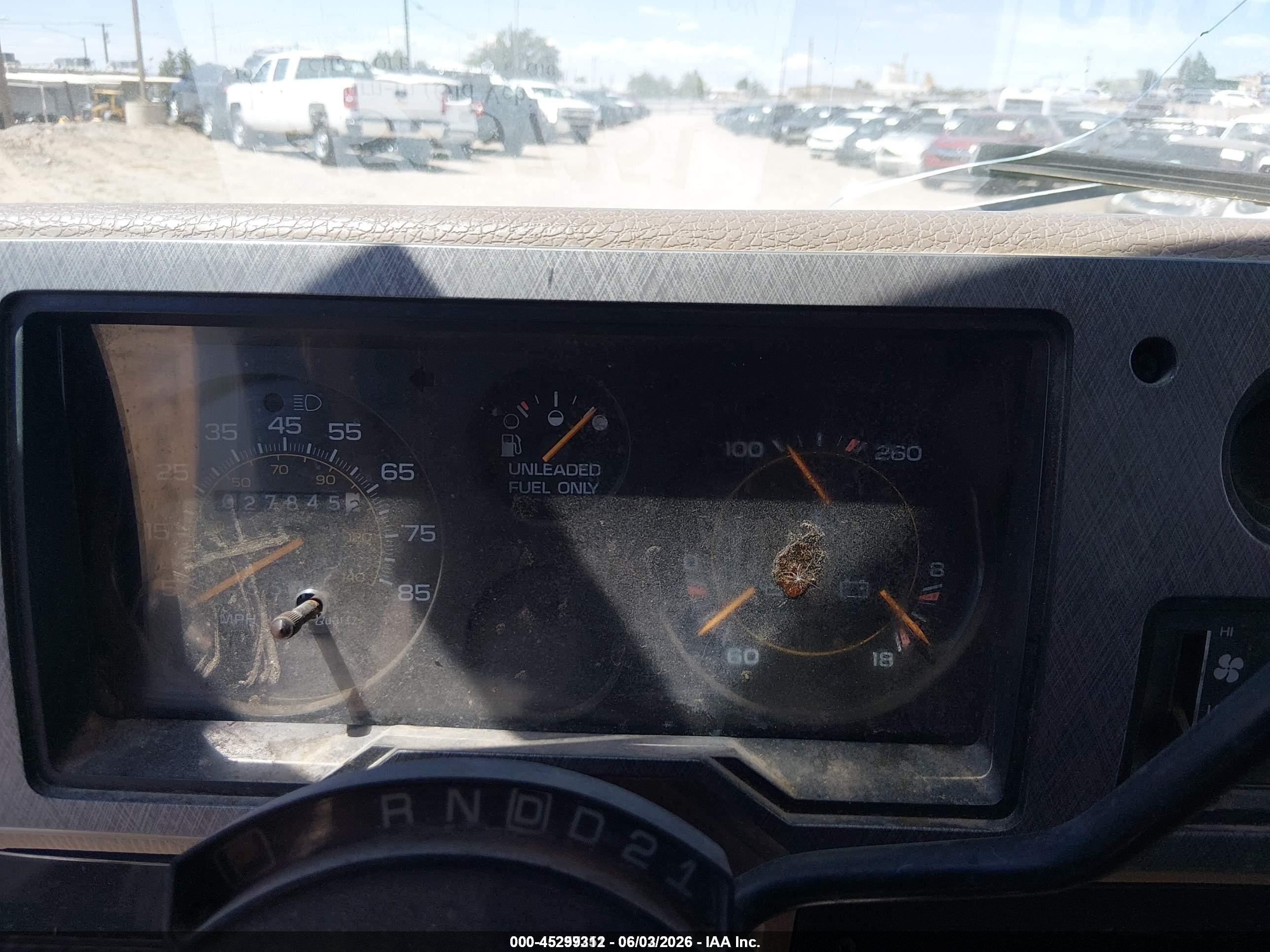 1992 Chevrolet G10   Белый vin: 2GCCG15ZXN4104558