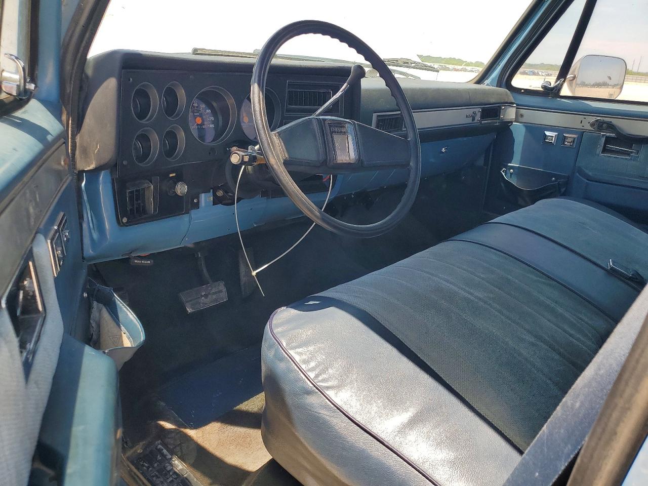 1985 Chevrolet C10 Синий vin: 2GCDC14H1F1210196