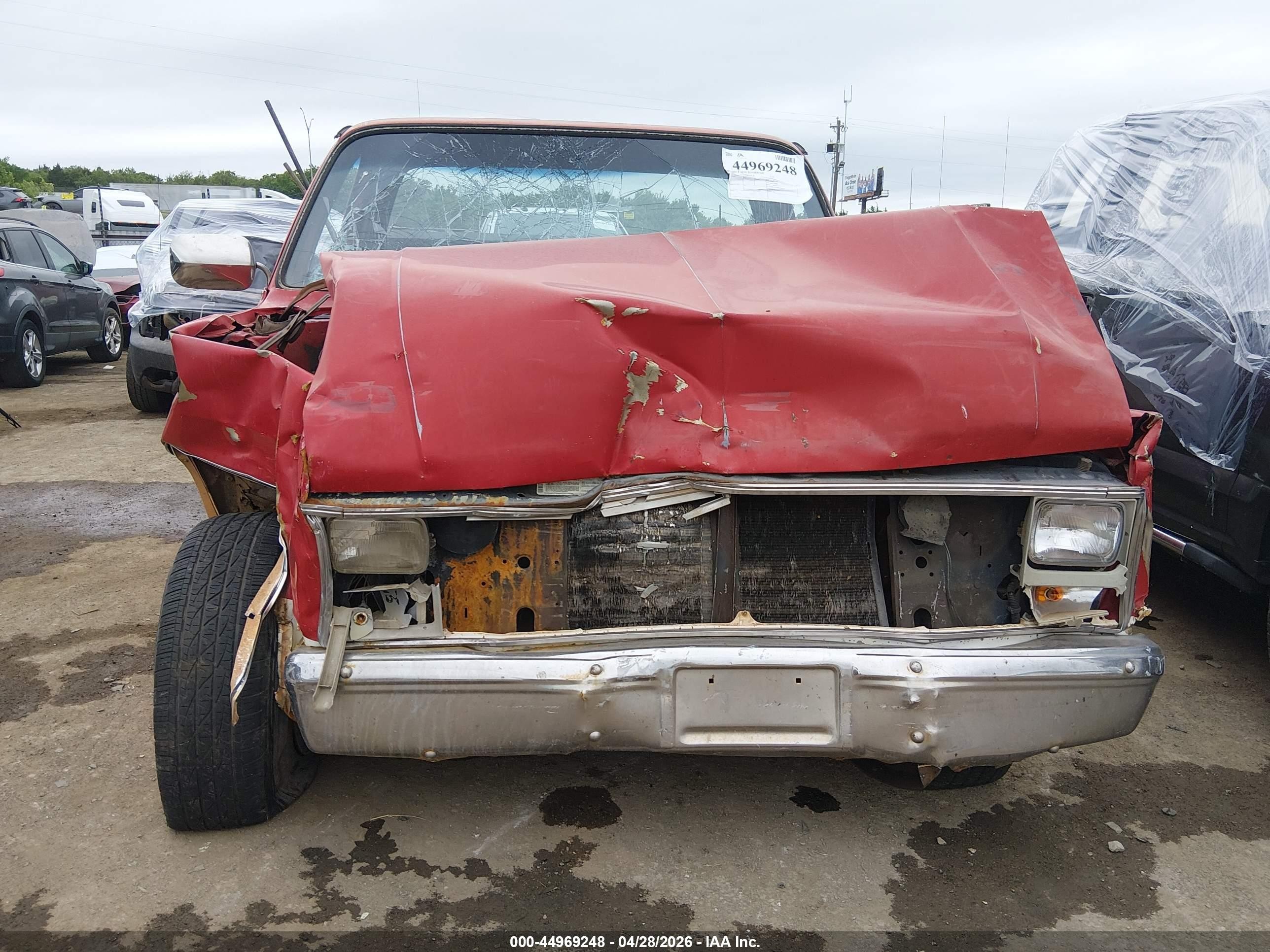1986 Chevrolet C10   Red vin: 2GCDC14H5G1136265