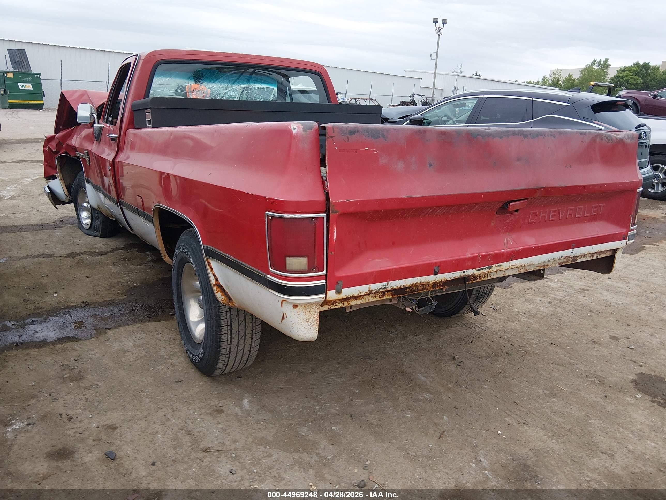 1986 Chevrolet C10   Red vin: 2GCDC14H5G1136265
