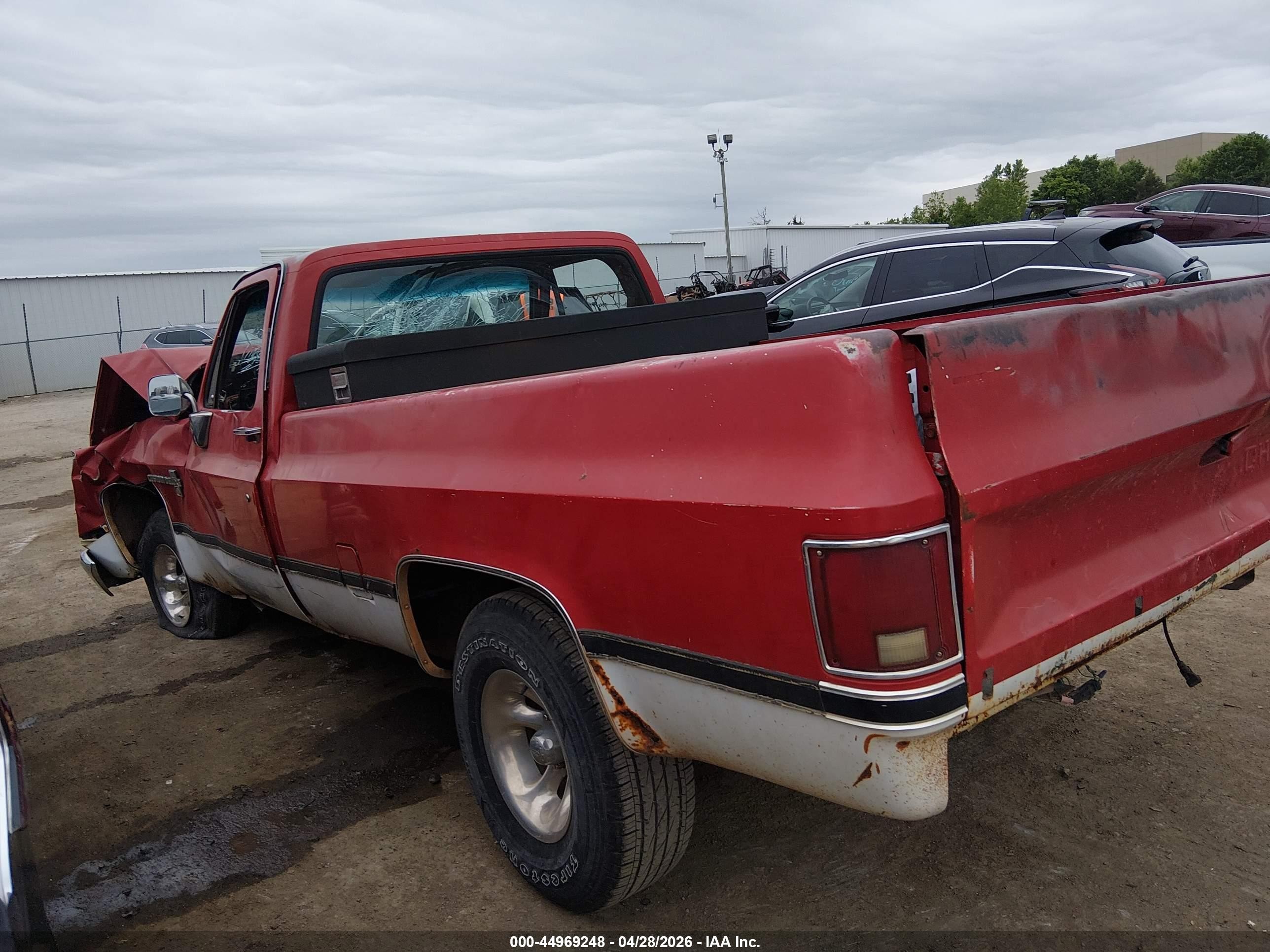 1986 Chevrolet C10   Red vin: 2GCDC14H5G1136265