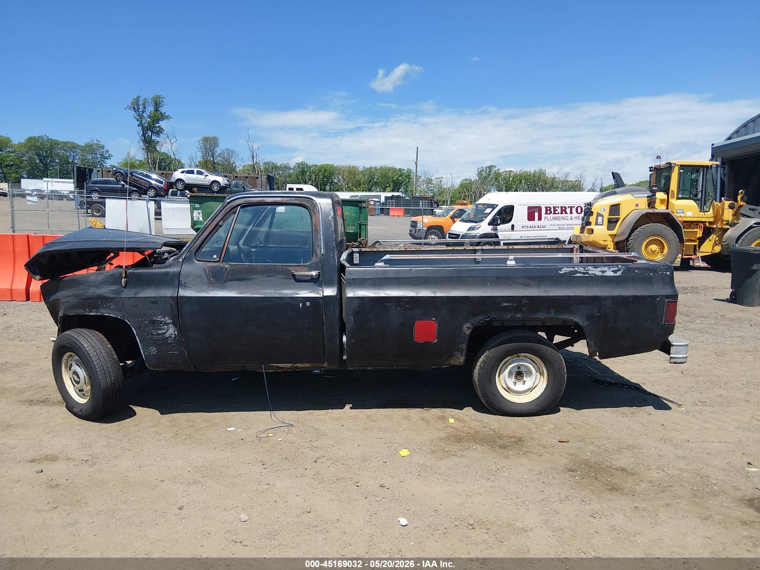 1984 Chevrolet C10   Black vin: 2GCDC14H6E1160507