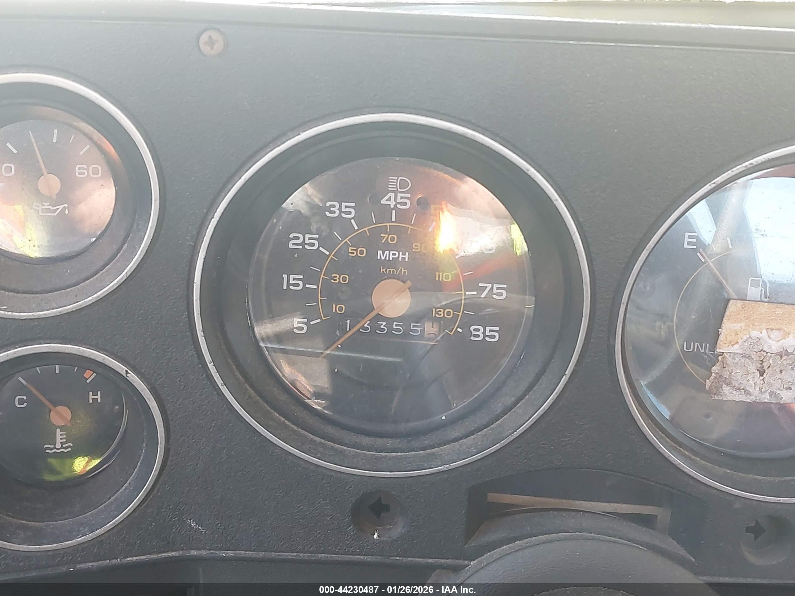 1982 Chevrolet C10   Tan vin: 2GCDC14H7C1112818