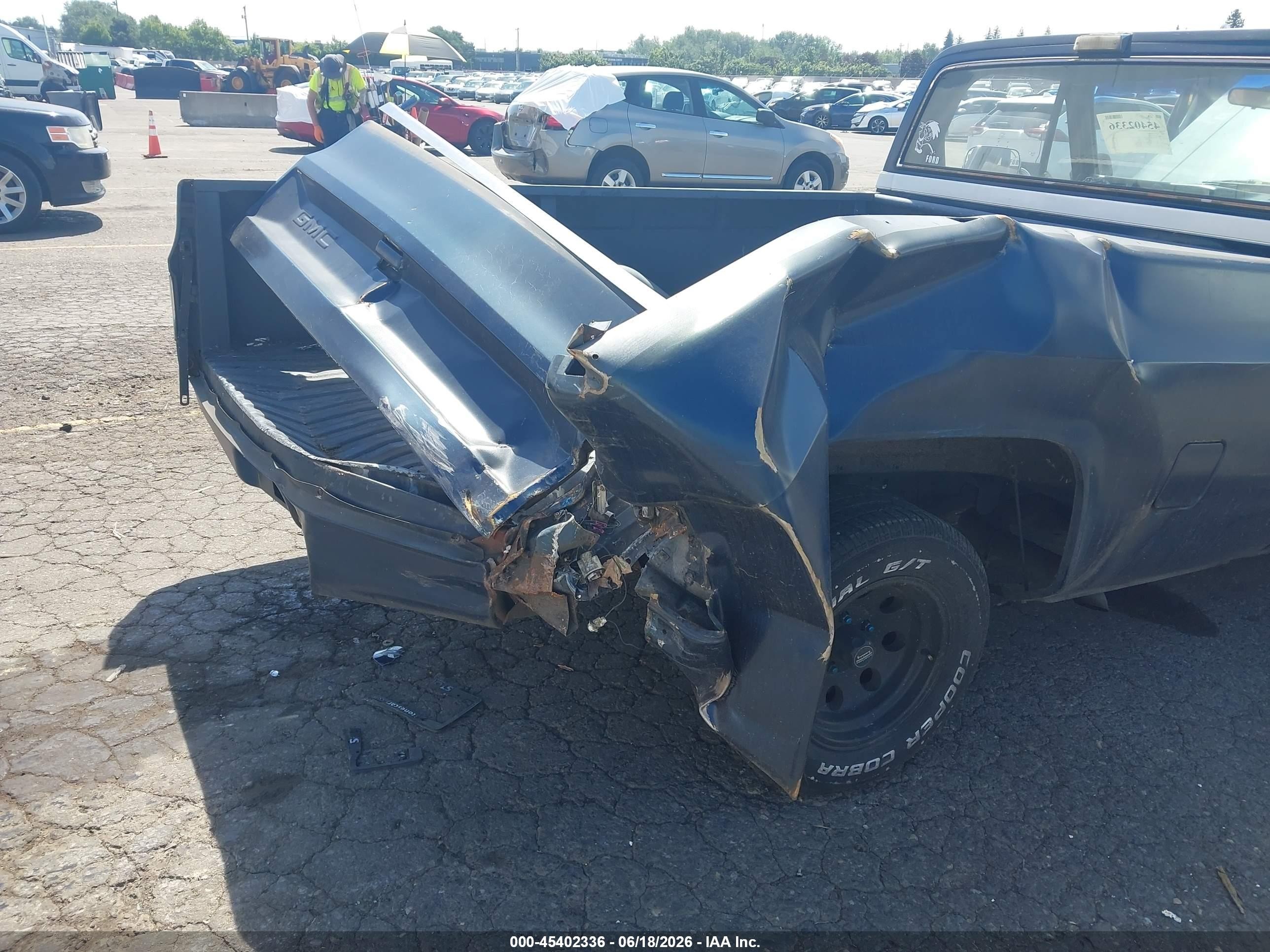 1986 Chevrolet C10   Blue vin: 2GCDC14H7G1155108